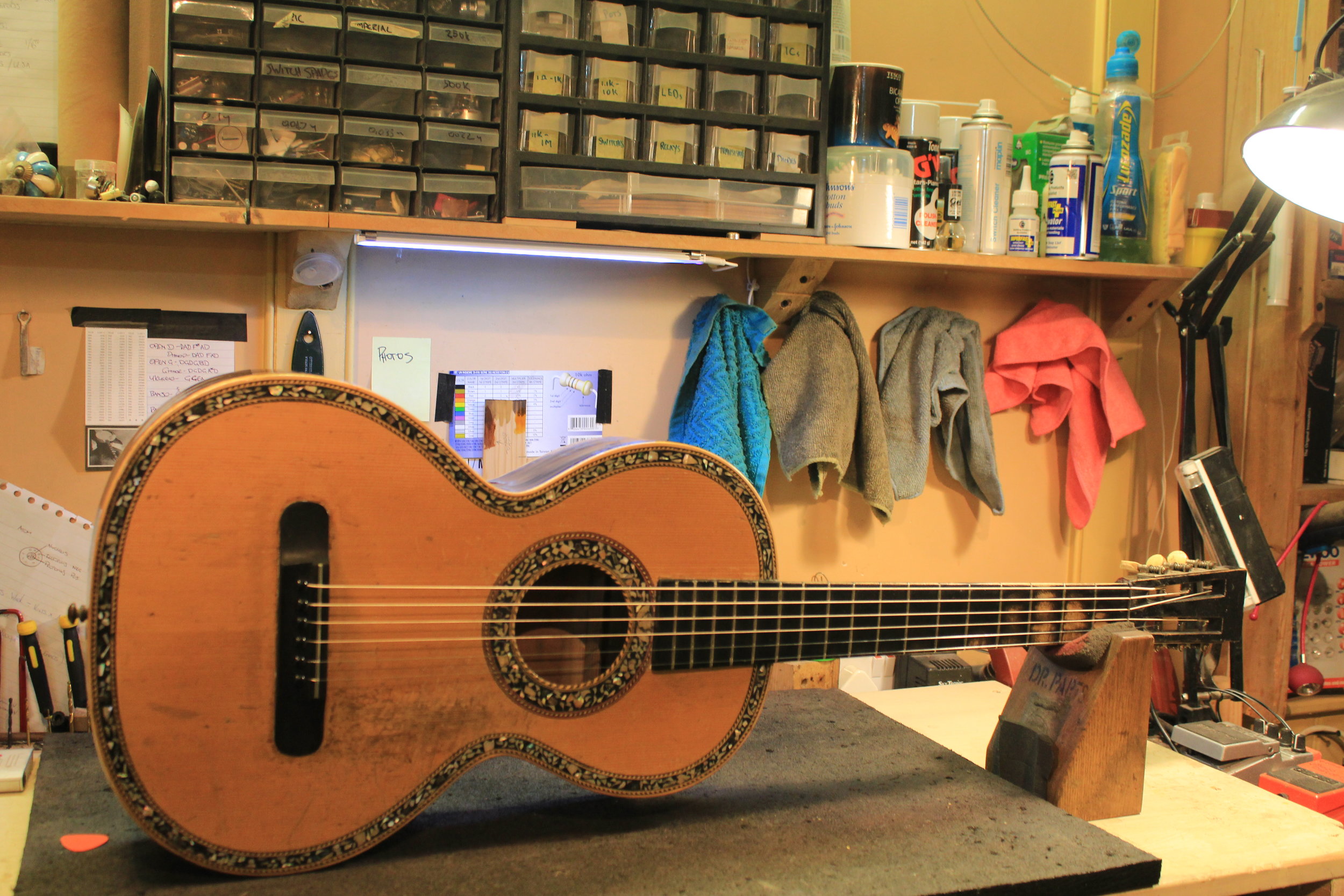 1800's Parlour guitar