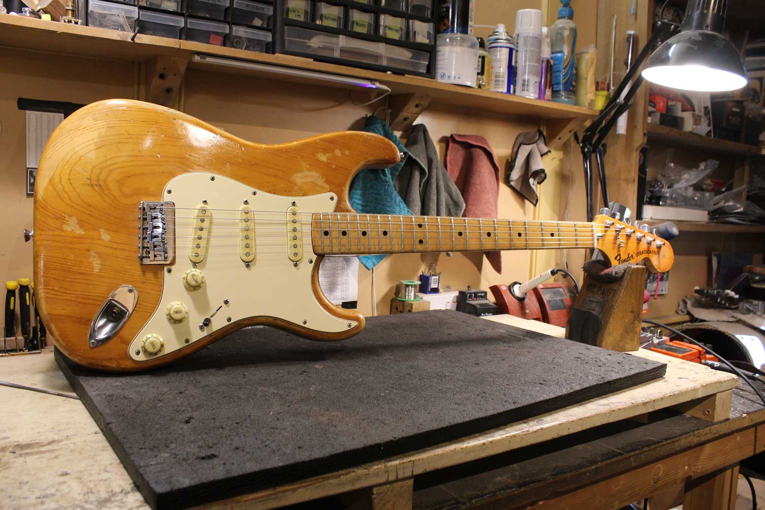 1974 Fender Strat ( re-fret )