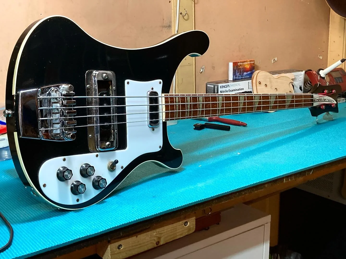 What&rsquo;s on the bench? A 1975 Rickenbacker 4001.

This was bought in with the usual overtightened trussrods.
Unlike conventional necks, these necks need to be clamped into position before the rods are tightened. 

This knowledge isn&rsquo;t as wi