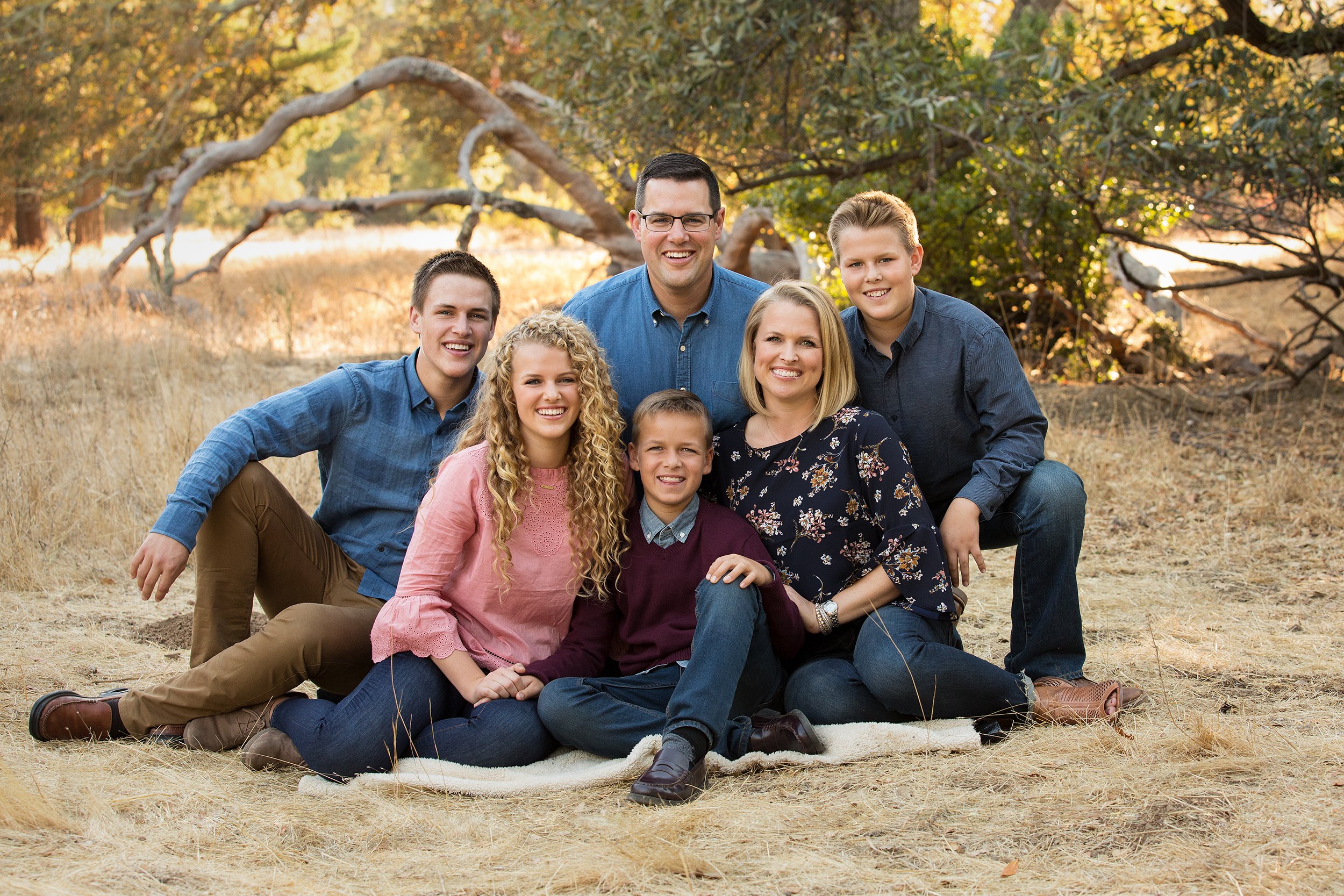 Family Portrait Field Los Altos Bay Area.jpg