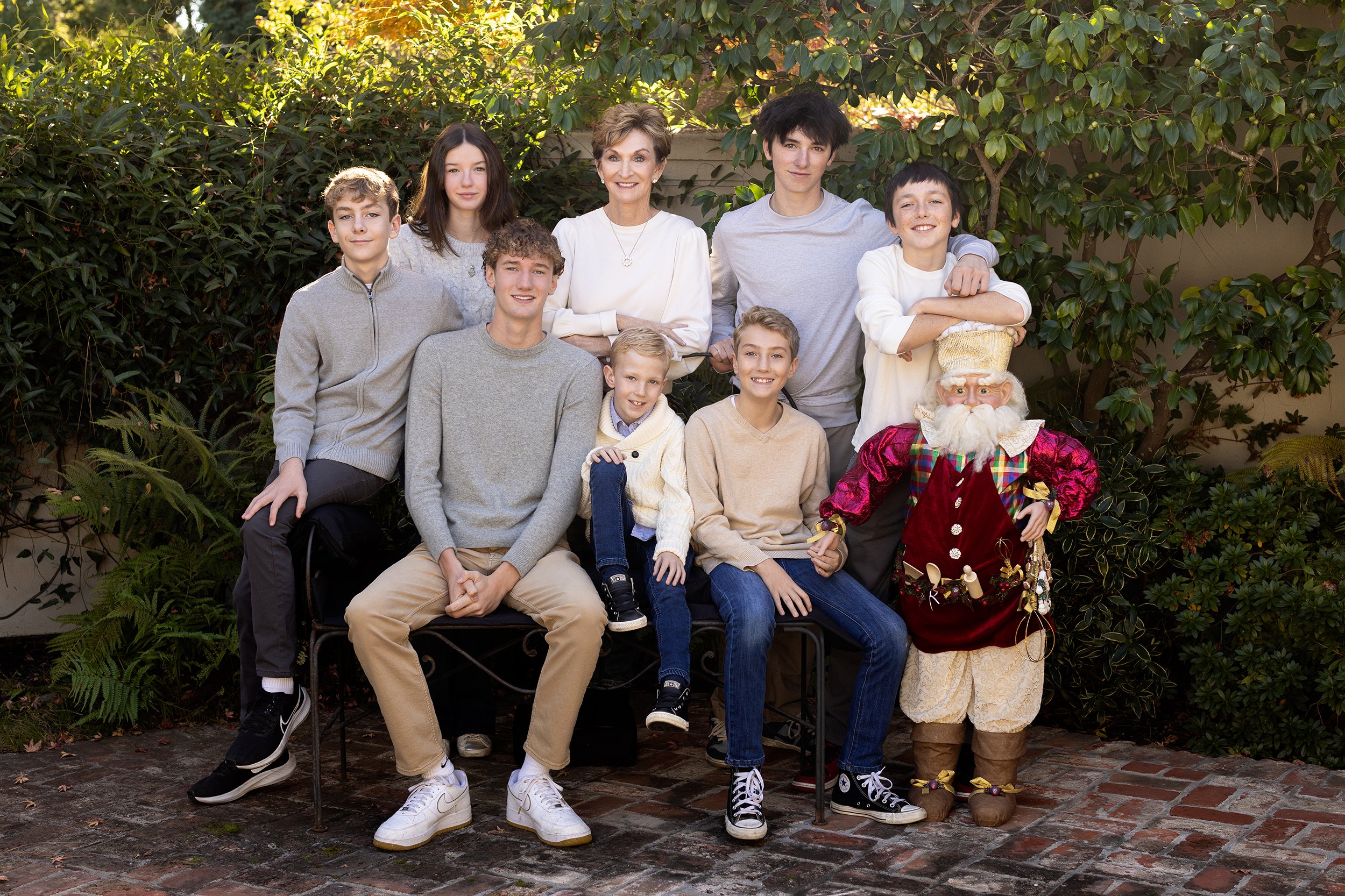 Family Portrait Grandchildren Christmas Los Altos.jpg