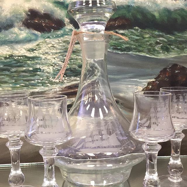 Ahoy Matey!!! Share some grog with your crew🔱
Vintage Etched Nautical Crystal Decanter and 4 glasses $55.00&mdash;&mdash;-Beautiful Moonlit Ocean Painting by Frederick Milton Rash Sr. $125.00&mdash;#Artdeparture #vintageshop #Vintage #crystal #decan