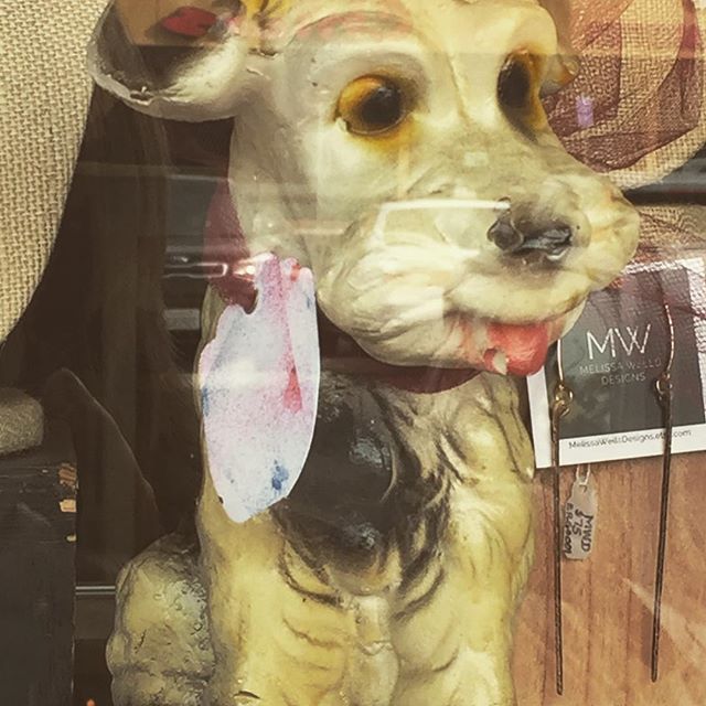 🎼How much is that Doggie in the window🎼 Vintage adorable chalkware dog-$18.00  #vintageforsale #artdeparture #artinthevalley #chalkware #vintageshop #vintage #vintagerocks #art