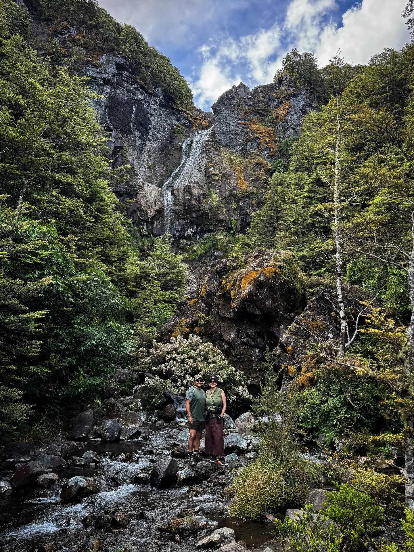 I decided I wanted to celebrate 21 years of marriage with a whānau hike to Waitonga Falls, the tallest waterfall in Tongariro National Park (I know - who even am I?!) We fuelled up with mince pies and famous chocolate eclairs from Ohakune before sett