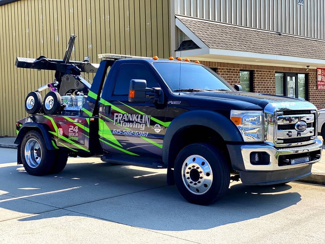 Franklin Towing looking badass with their custom partial wrap! @bramileegraphics absolutely killed the install on this one 🔥 After the wrap, we designed some awesome business cards and apparel to match! We love the brand consistency with this one ⚡ 