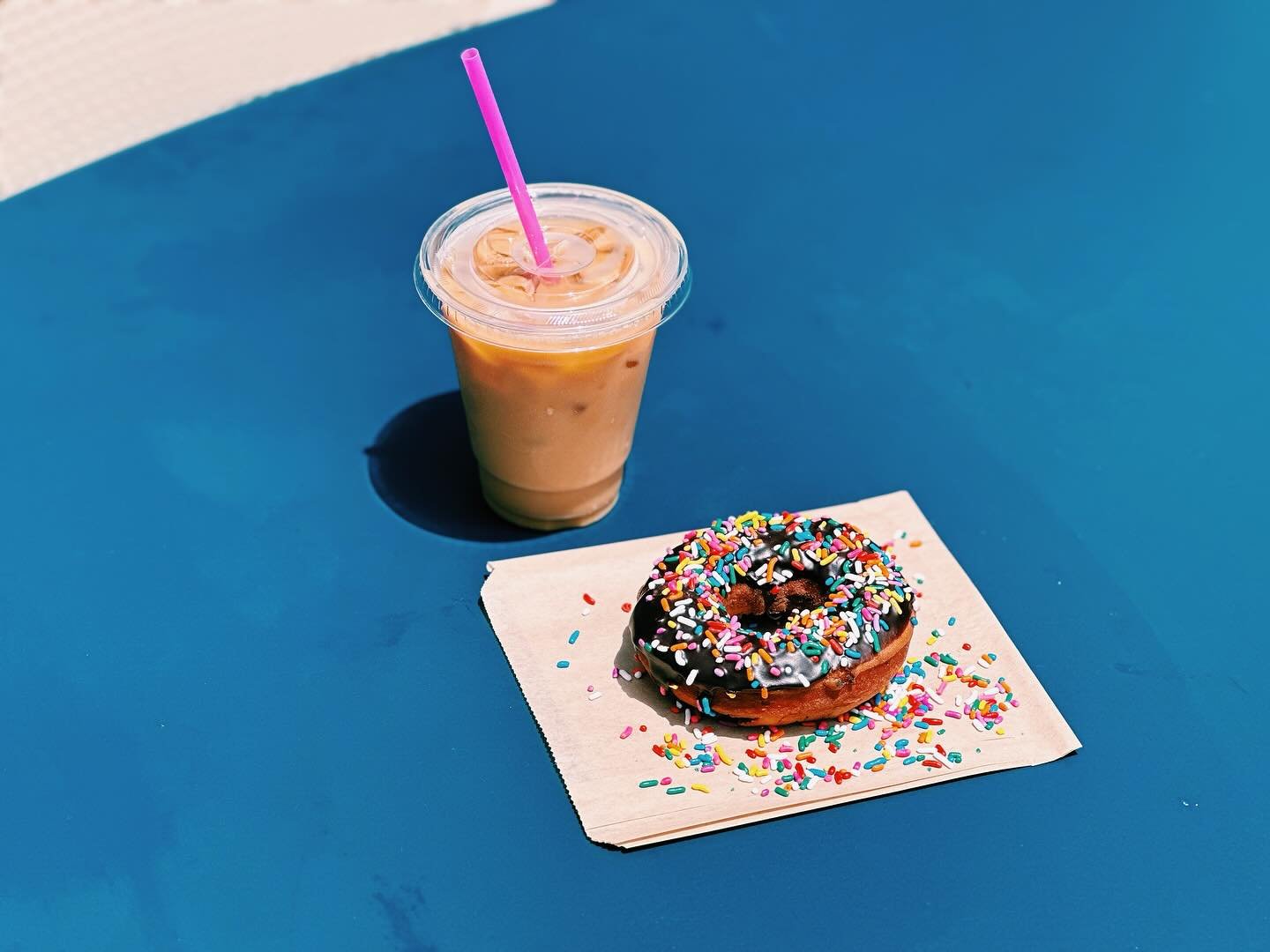 🧡 THE PERFECT PAIR 🧡

TODAY (Saturday 6/14) come on by &lsquo;til 2PM for a $2 donut + medium iced or drip coffee combo ⚡️ check out the full donut menu at the breakfast menu 🔗 in our bio ☀️
