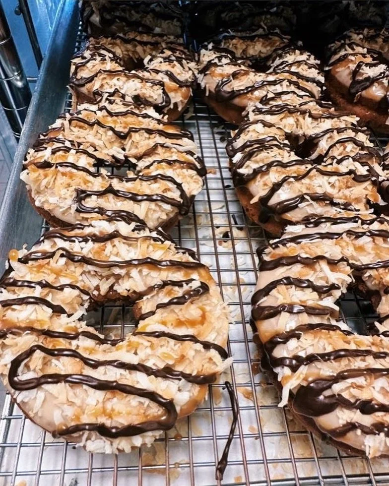 WE&rsquo;RE OPEN 10AM - 2PM TODAY (1/27)!! and resuming normal hours tomorrow (u know what Wednesday means&hellip;)

come get you a lil post snow weekend snackie ✨