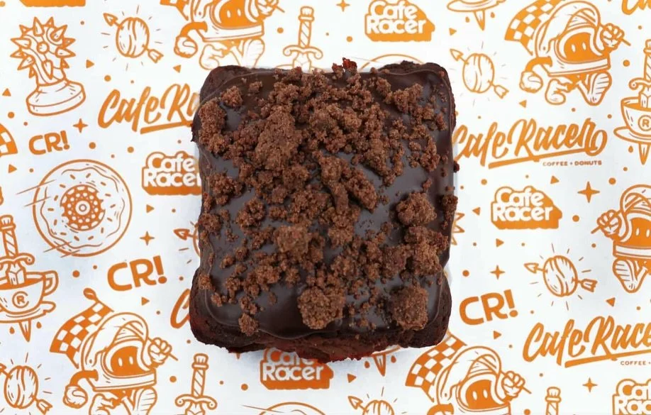 COUNT CHOCULA x MR. COOKIE

🧛&zwj;♂️ count chocula 🧛&zwj;♂️, named after our fave seasonal cereal, is a chocolate potato puff stuffed with chocolate mousse + topped with chocolate glaze and chocolate cookie crumble 🍫

🍪 mr. cookie 🍪 is count cho