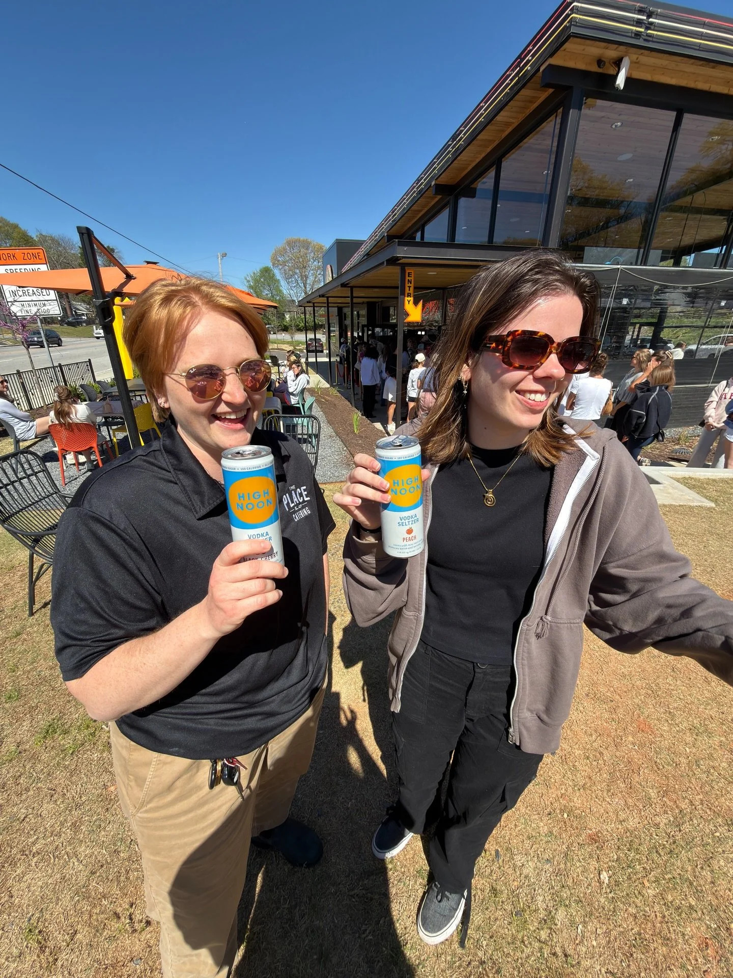 $3 HIGH NOONS!!! 🍑 + 🍒 to get you rollin&rsquo; for @jamforcam ❤️