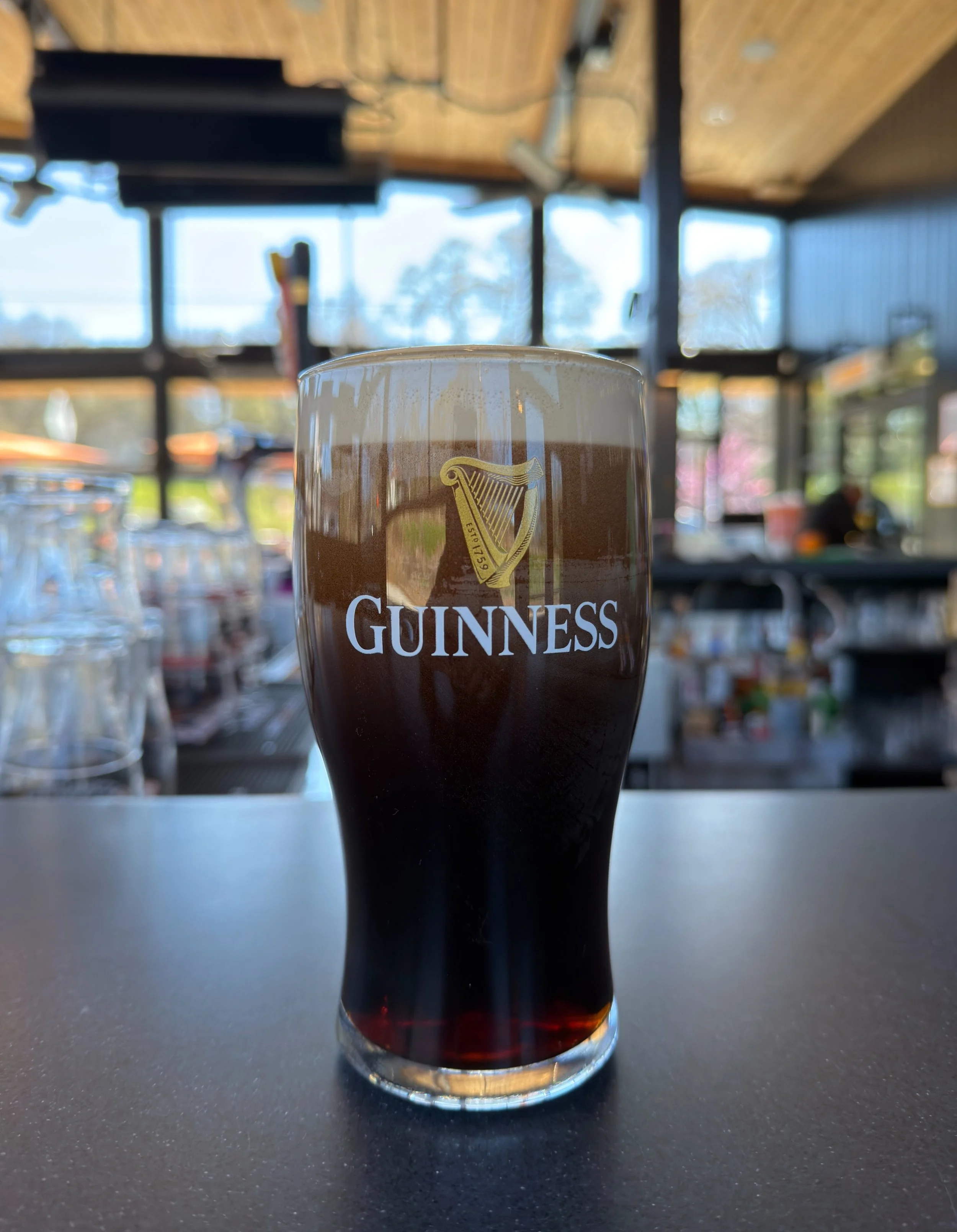 ATTENTION! Saturday 5/30, Cafe Racer will be featuring the Champions League final at the Oak Street Bar &mdash; BIG SCREEN + BIG SOUND &mdash; at 12pm sharp. To sweeten the deal, we&rsquo;re slinging $4 draft Guinness all day long 🍻 Just a little ta