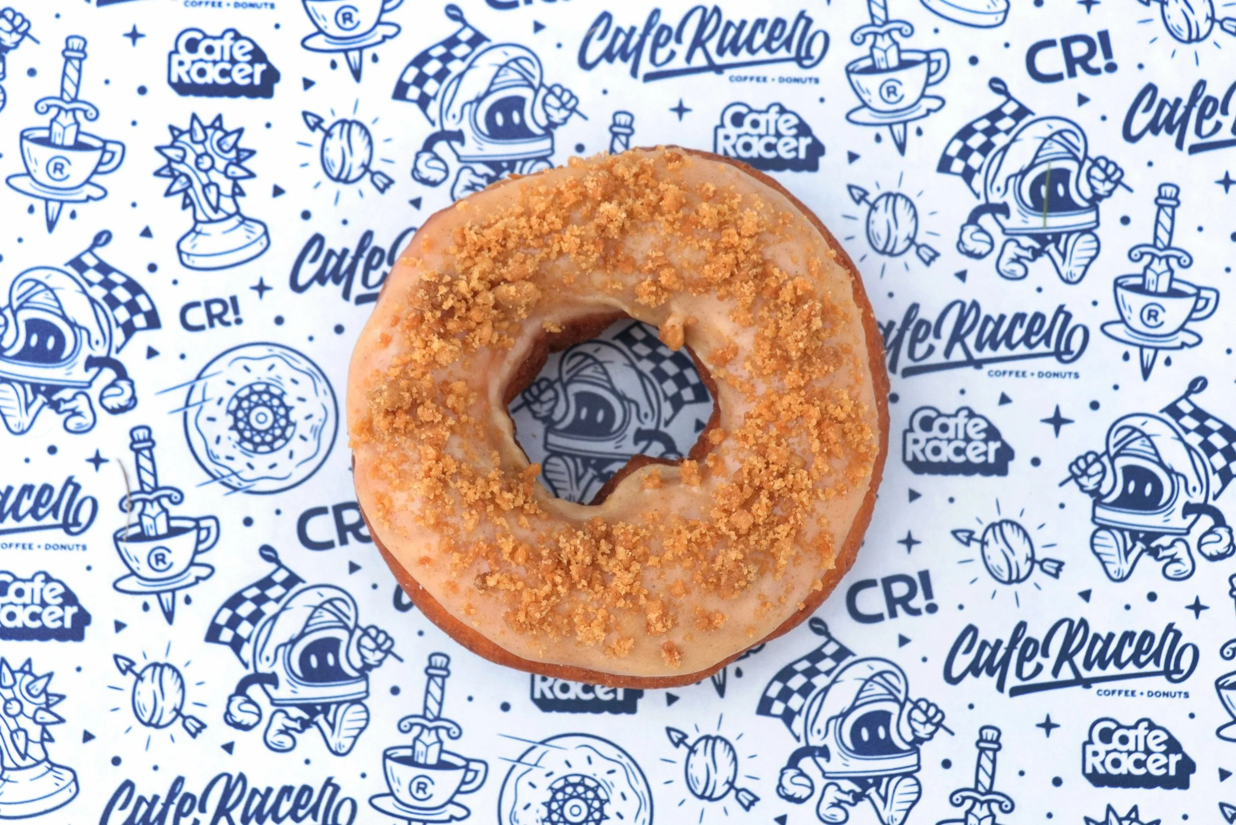 OUT: 🌊☀️🏝🍉🥵
IN: 🍂🎃👻🍁💀

we might still be getting some summer temps but we&rsquo;re manifesting fall for you with our new menu &mdash; available at a Cafe Racer near you starting at 6AM tomorrow (Tuesday 9/1)

DONUTS
🍎 apple crumble
☕️ espre