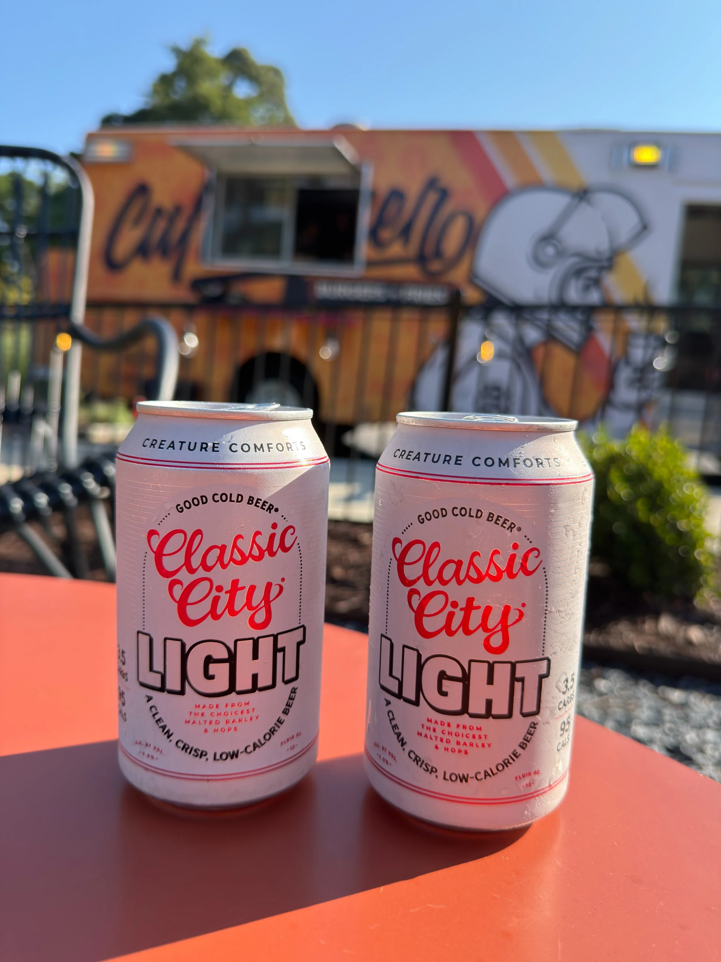 IT&rsquo;S A PARTY IT&rsquo;S A PARTY IT&rsquo;S A PARTY 

$3 Classic City Lights! $4 drafts! Full breakfast service til 2PM! @caferacerfoodtruck with burgers, fries, and dawgie dawgs &lsquo;til 2PM! UGA v Tennessee State at 3PM! stay outta that 120 