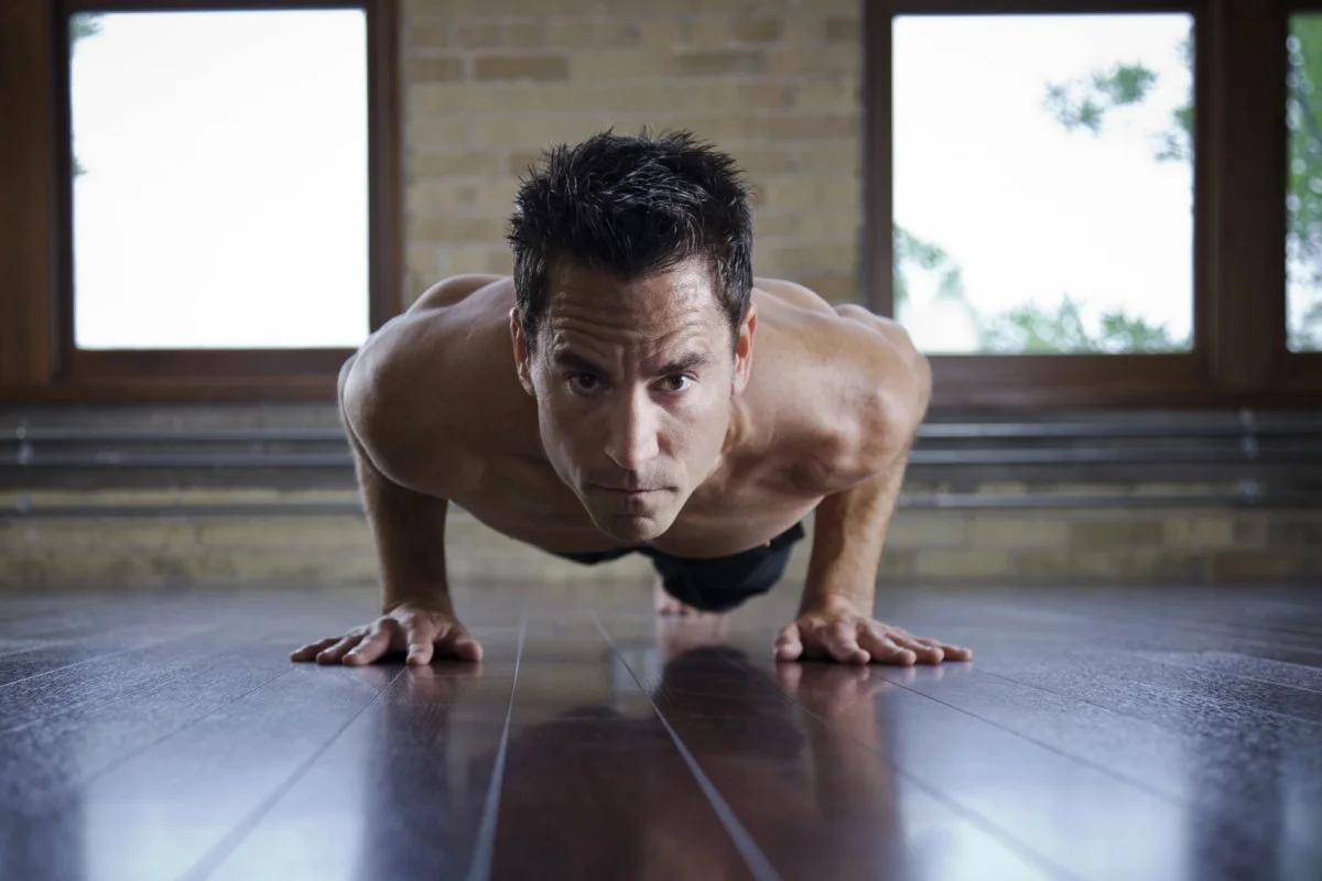 4 Reasons Why Men Should Do Yoga