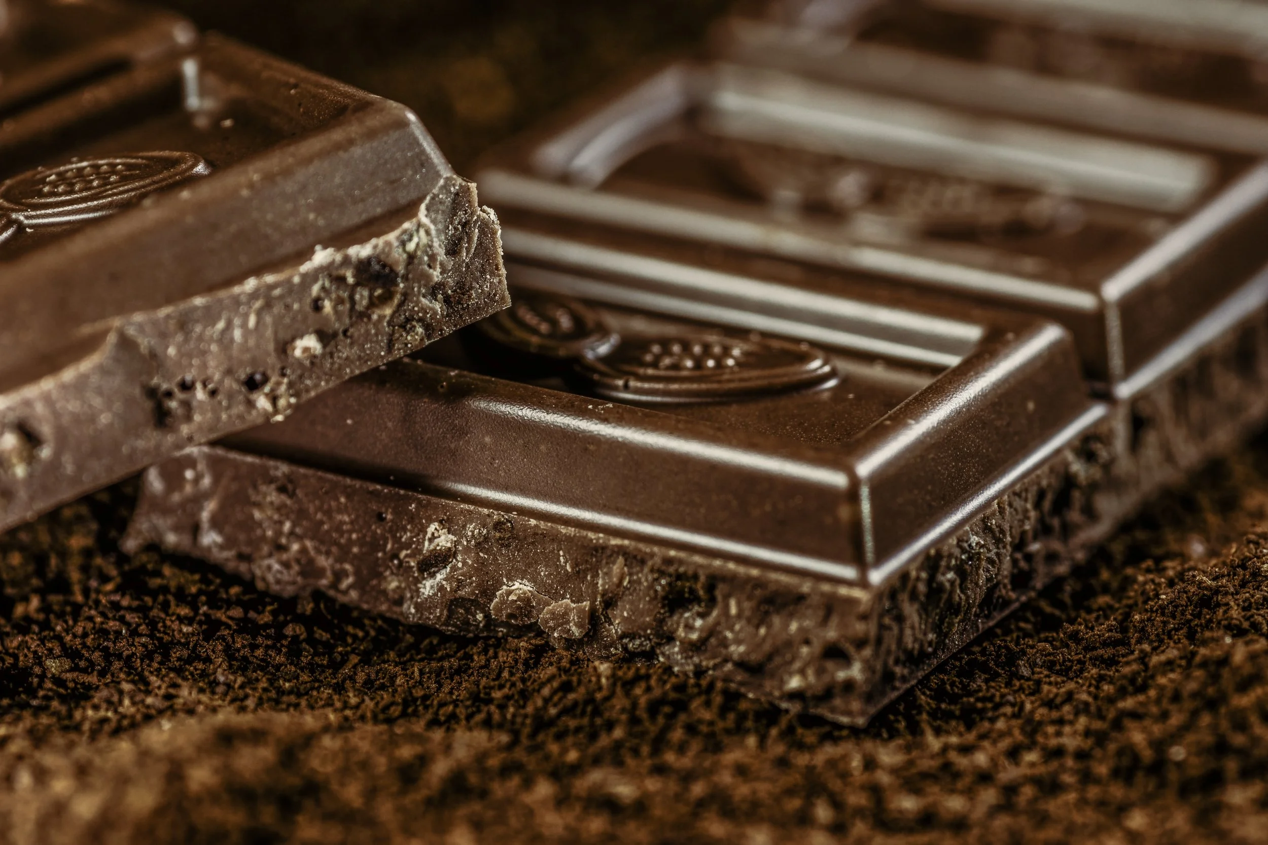 uwm.chocolate.coffee-wood-sweet-dark-food-macro-852824-pxhere.com