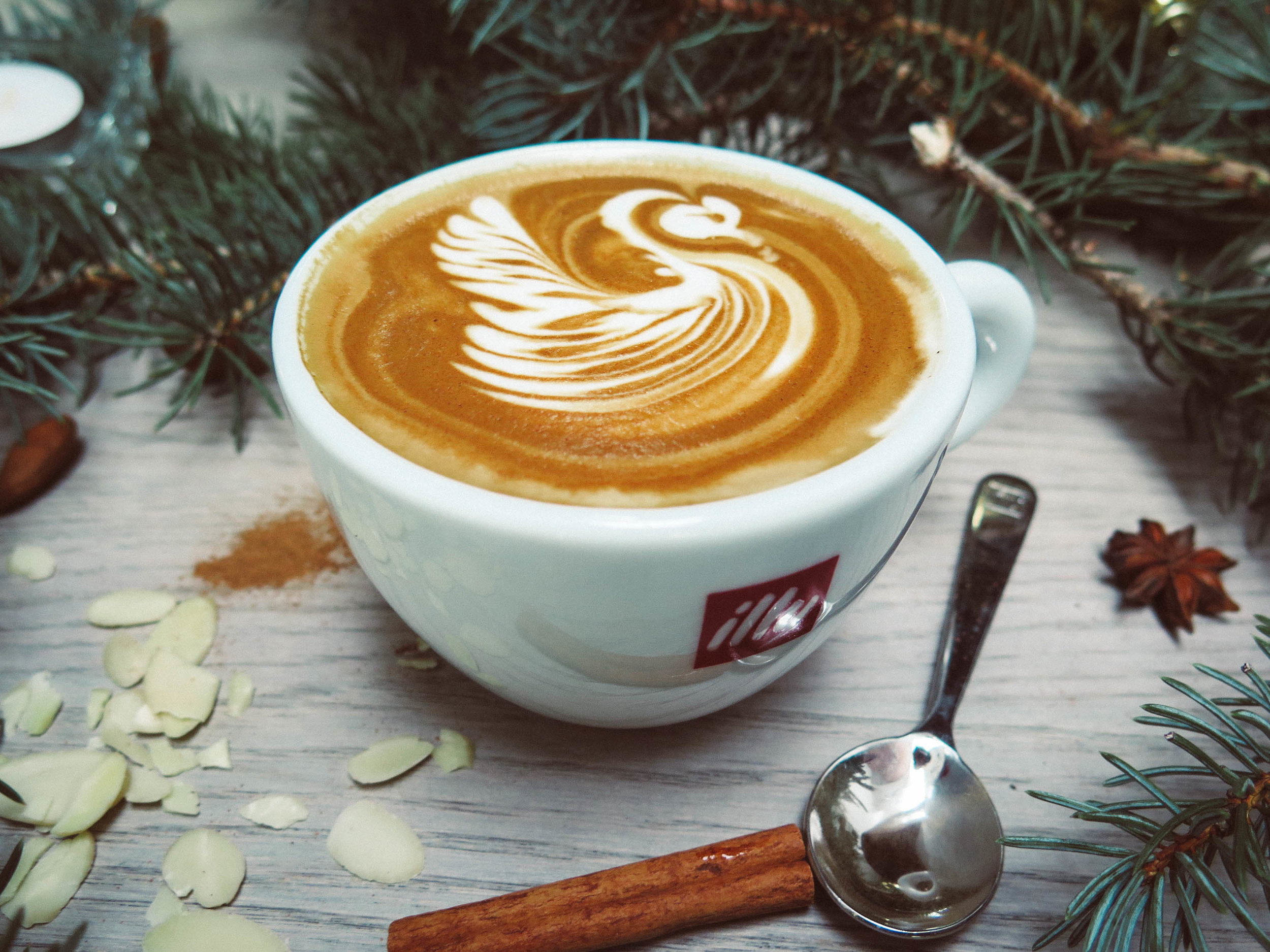 uwm.chainog.table-tree-branch-coffee-wood-dawn-925054-pxhere.com