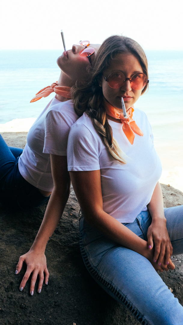 kyra-roze-twins-4.png