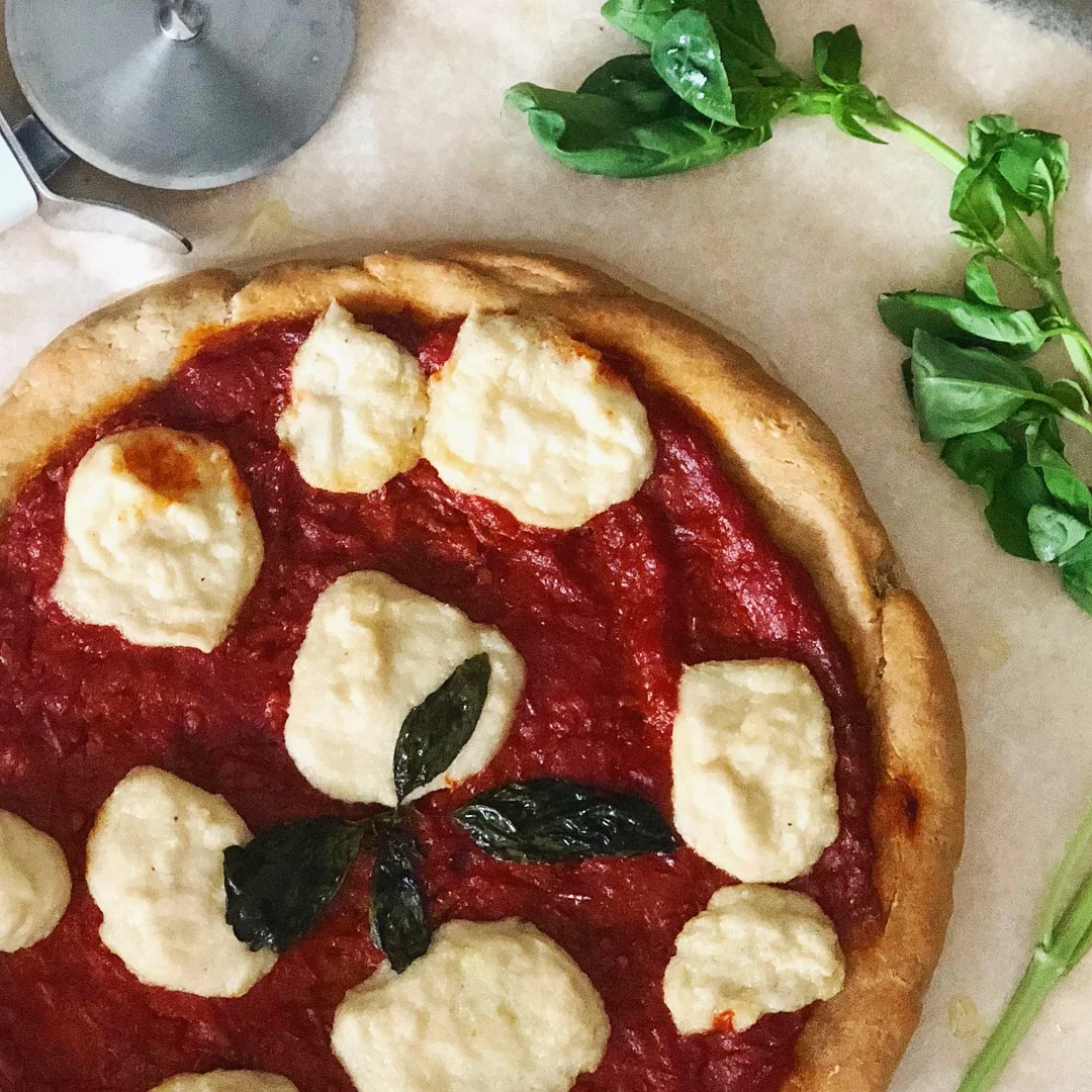 Cheese pizza (GF/Vegan)