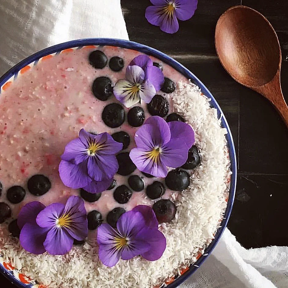 Strawberry Coconut Overnight Oats