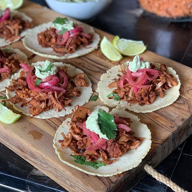 Mexican #vegan deliciousness
Pulled pork? Nope. Jackfruit.
Boiled, marinated, wood smoked pulled #jackfruit
😃
With handmade maseca corn tortillas... cilantro cream pickled onions and lime. 
Apparently, we had a lot of time during the #quarantine and