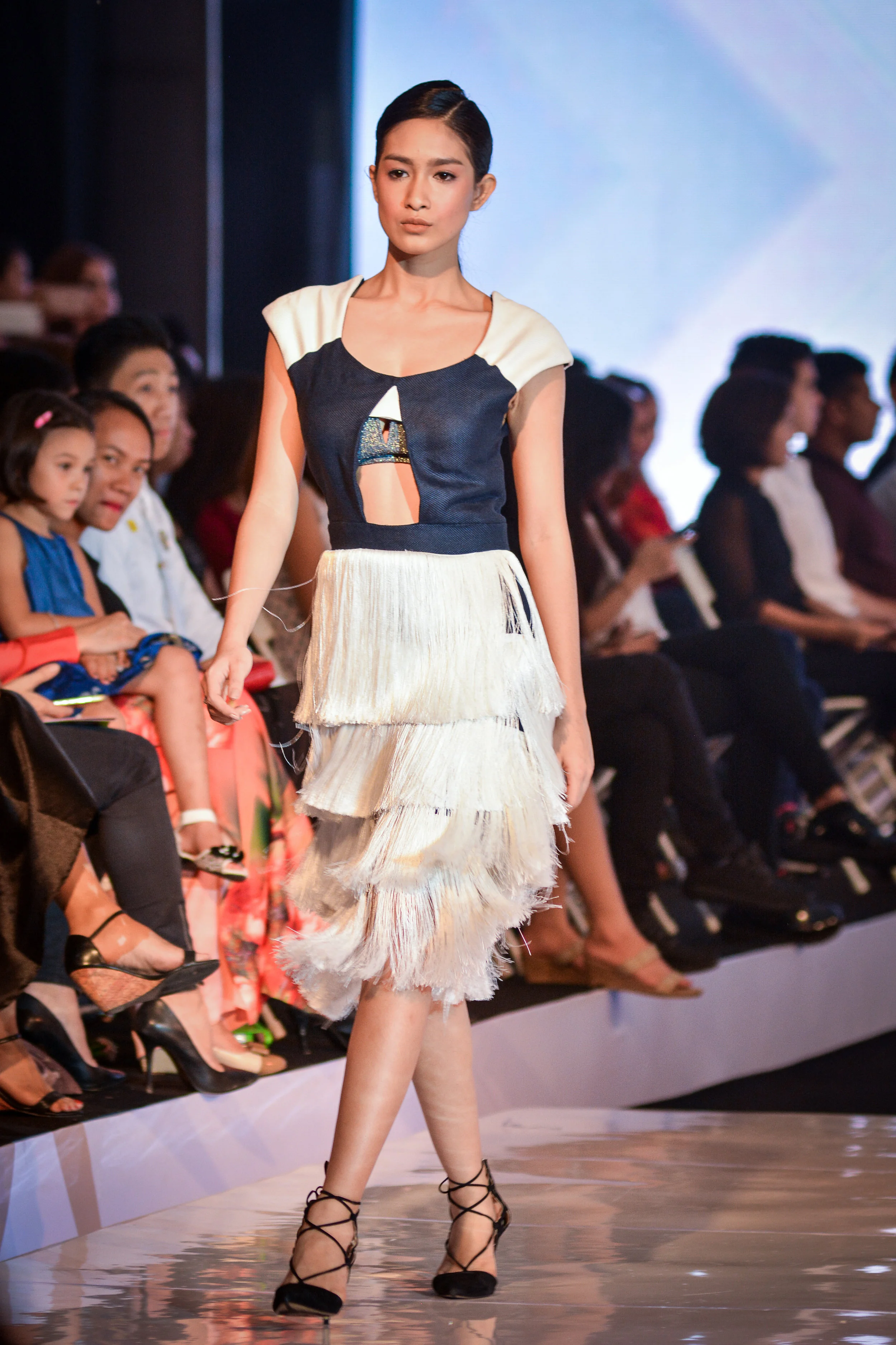 Intl Fashion Week 16 - C. Barjou (full set - print)-9.jpg