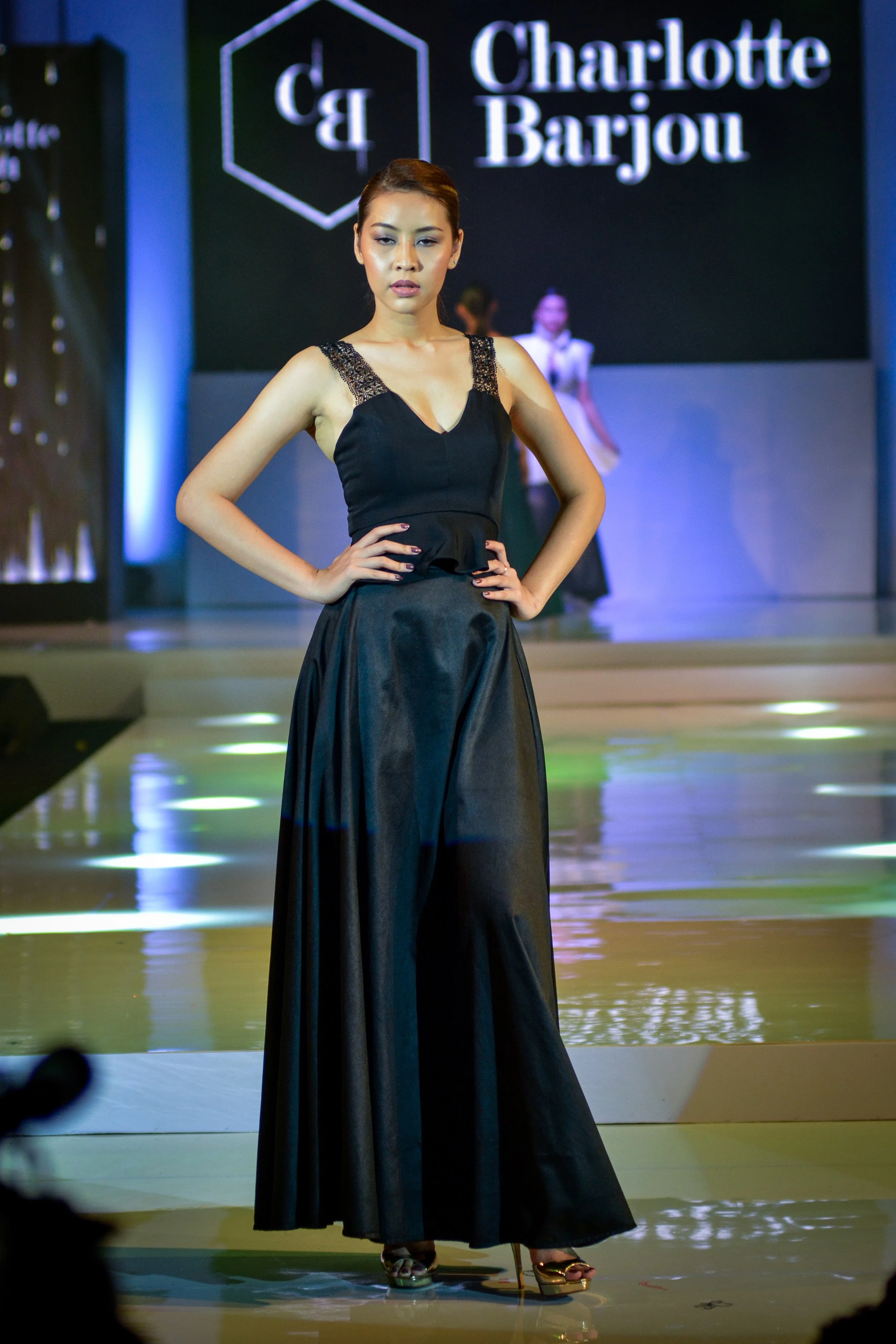 intl_fashion_week_16_8UBGa.jpg