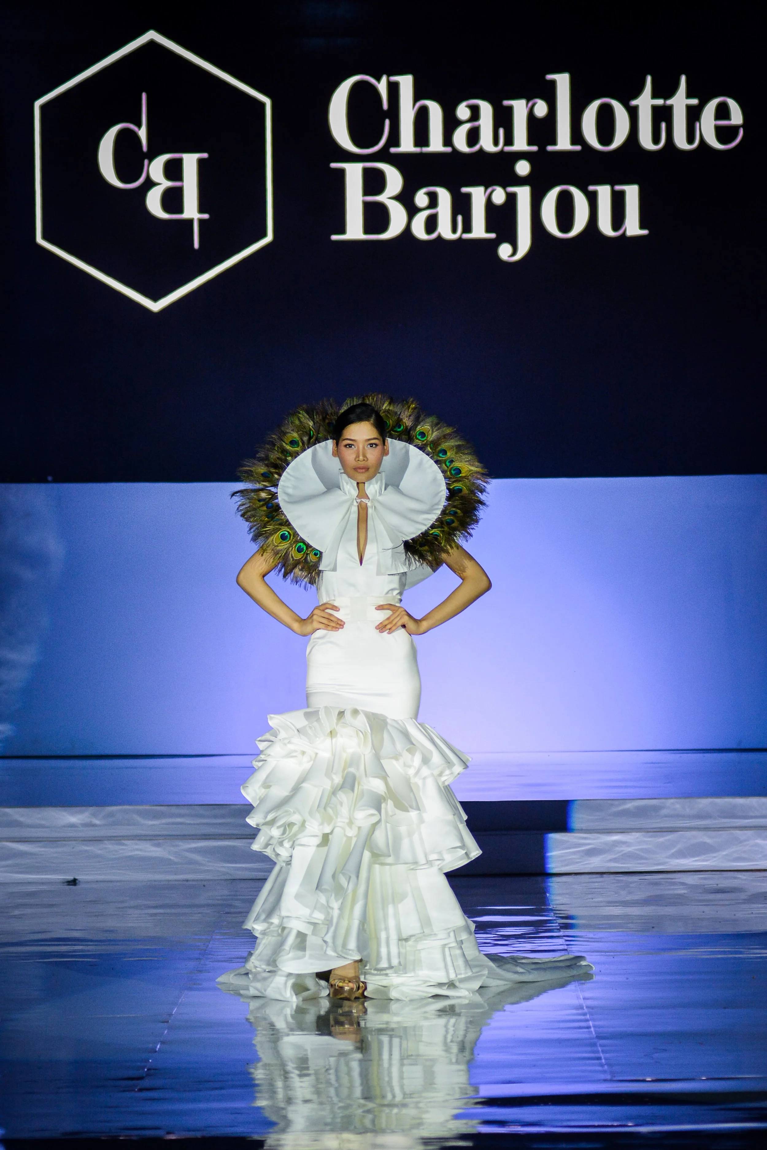 intl_fashion_week_16_M81xV.jpg