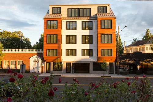 Ankeny Apartments, AKA The Dorian