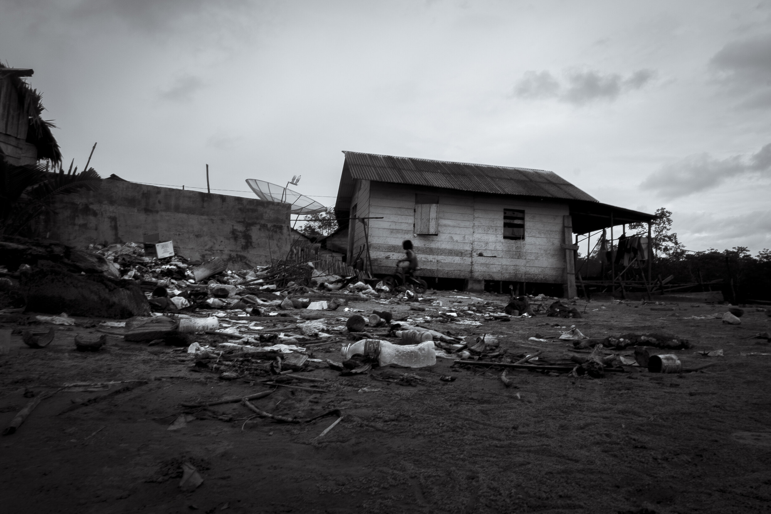 Muara Port Siberut is the only town of note on the main island of Siberut, and also a drop off point for surfers looking to ride the world-famous surf breaks surrounding the islands. A seeming oasis for young Mentawai with dreams of working on the c
