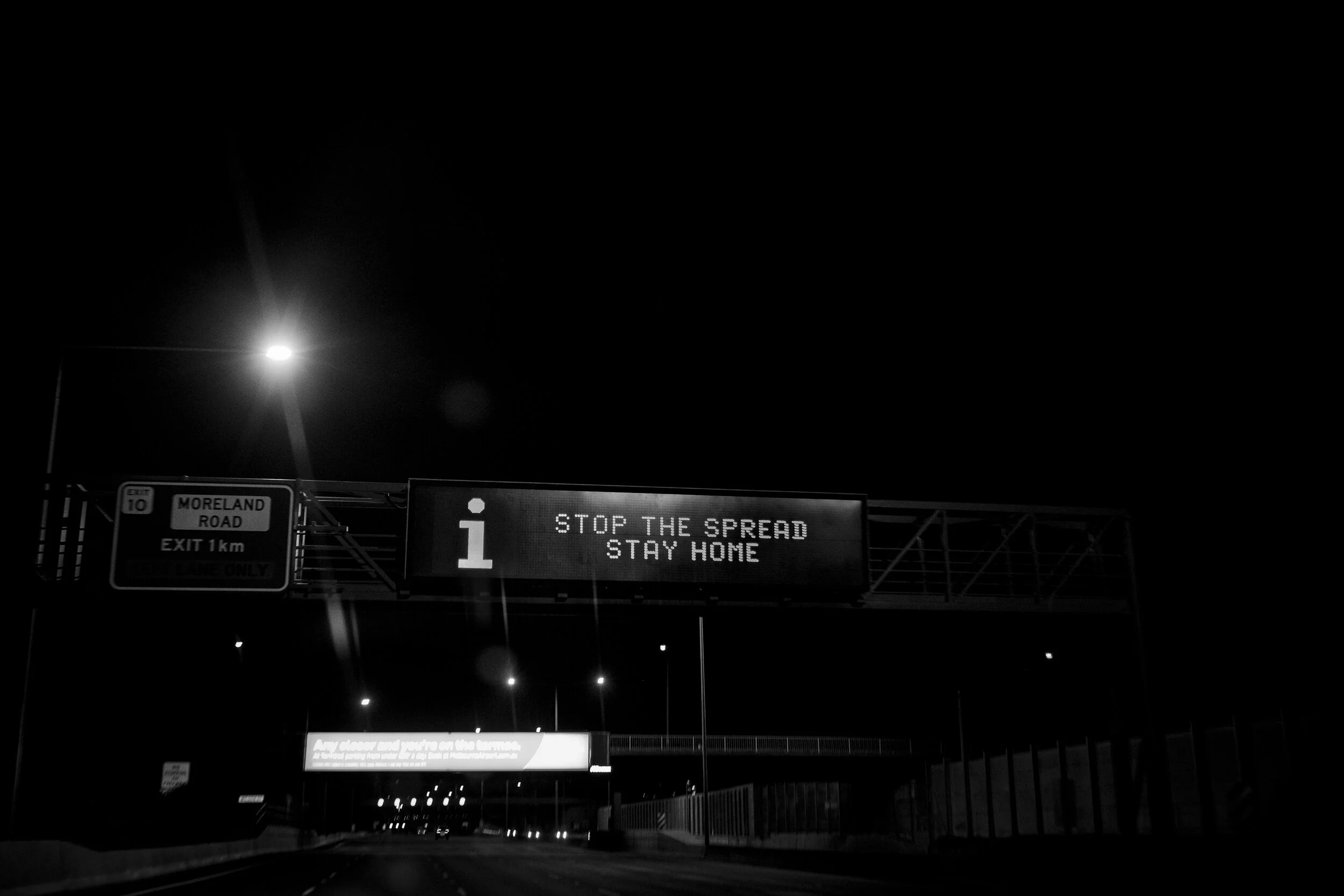  01/04/20 20:26 pm, Tullamarine Freeway, Travencore.  