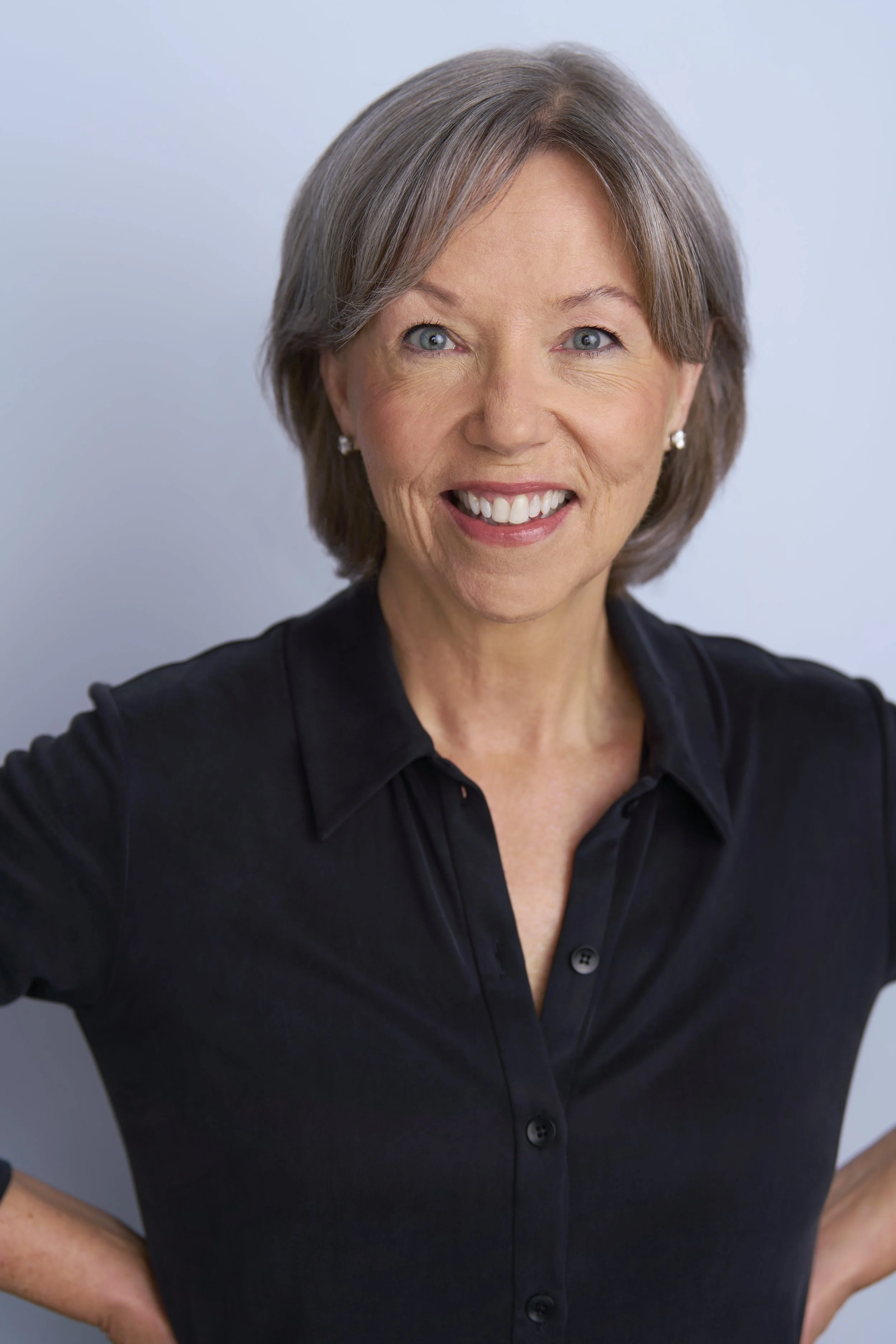 Corporate Headshot of Lizanne Thomas in Atlanta, Georgia | Hair & Makeup by Anne-Marie Kennedy