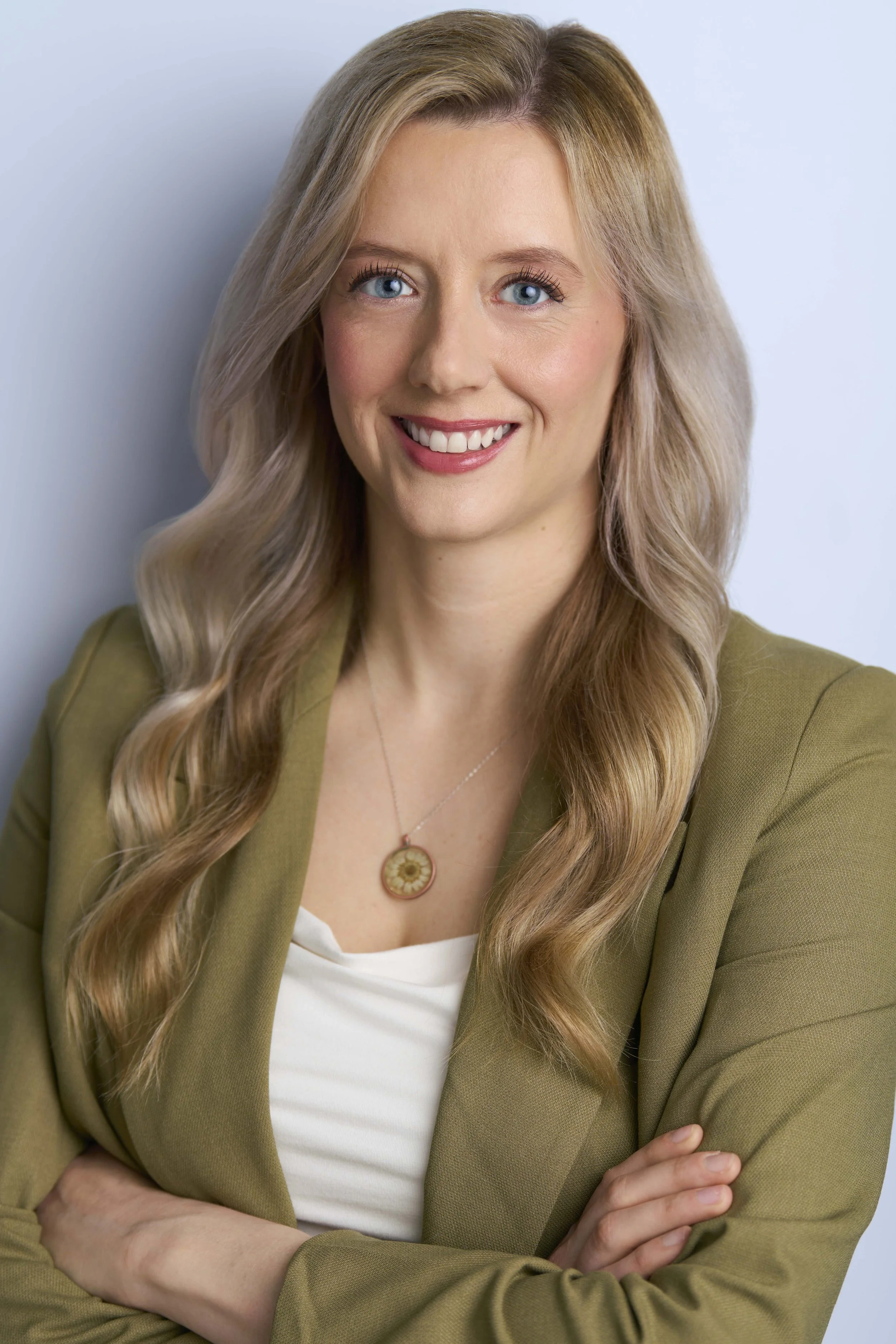 Professional Corporate Headshot of Stephanie | Medical Industry | HMUA - Anne-Marie Kennedy