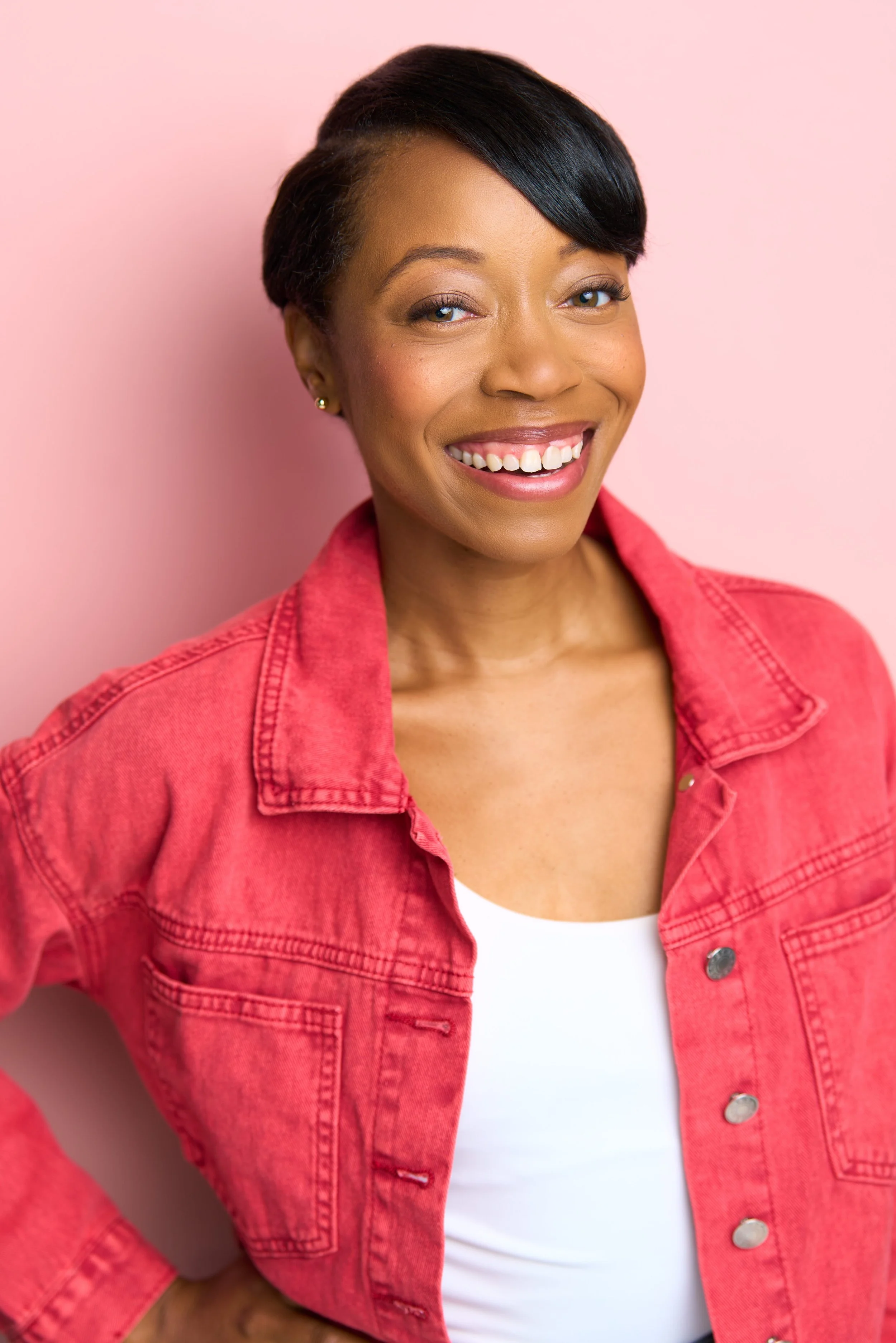 Commercial Headshot of Actor, Teisha | Atlanta, Georgia