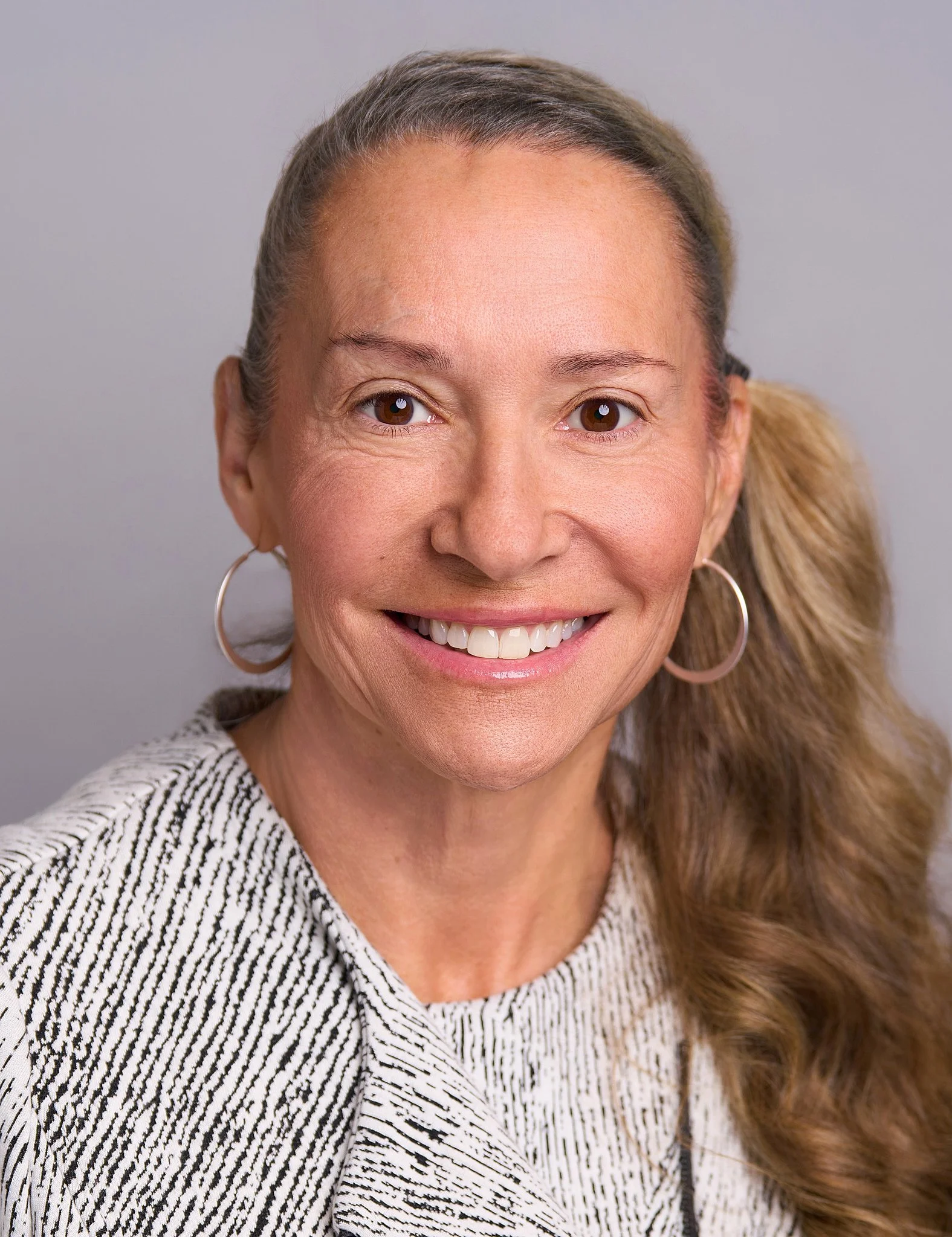 Leever, Laura 2026e-Corporate-Headshot-Photography-Atlanta-Georgia-77101.jpg