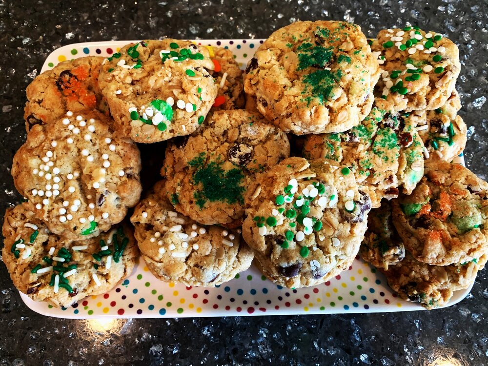 Green-sprinkled cookies
