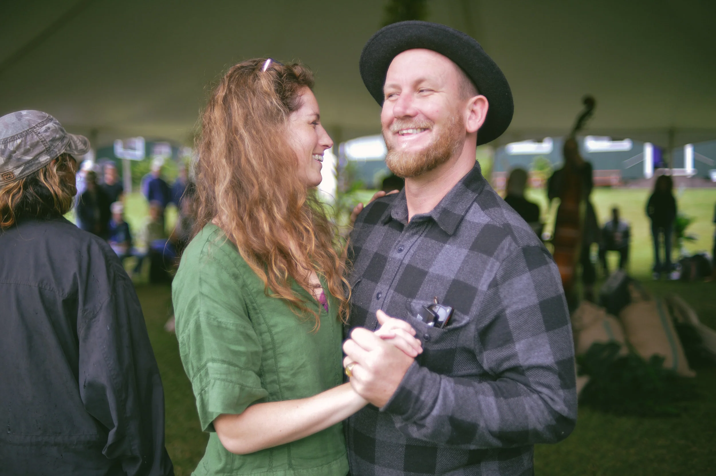Cait Ellis of Lowbiscus and Kilin Reece share a dance at KOTG 2018