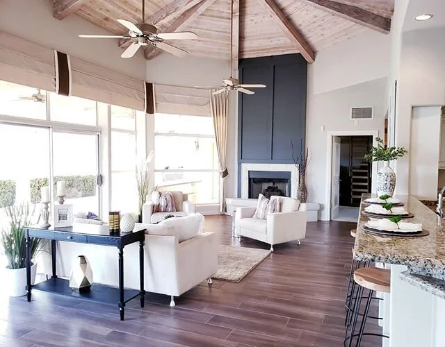 Great day for a staging!! Loving the golf course views!
#sellitquickhomestaging #design #greatroom #decor #homestaging #lightandbright #golfcourse #neutraldecor