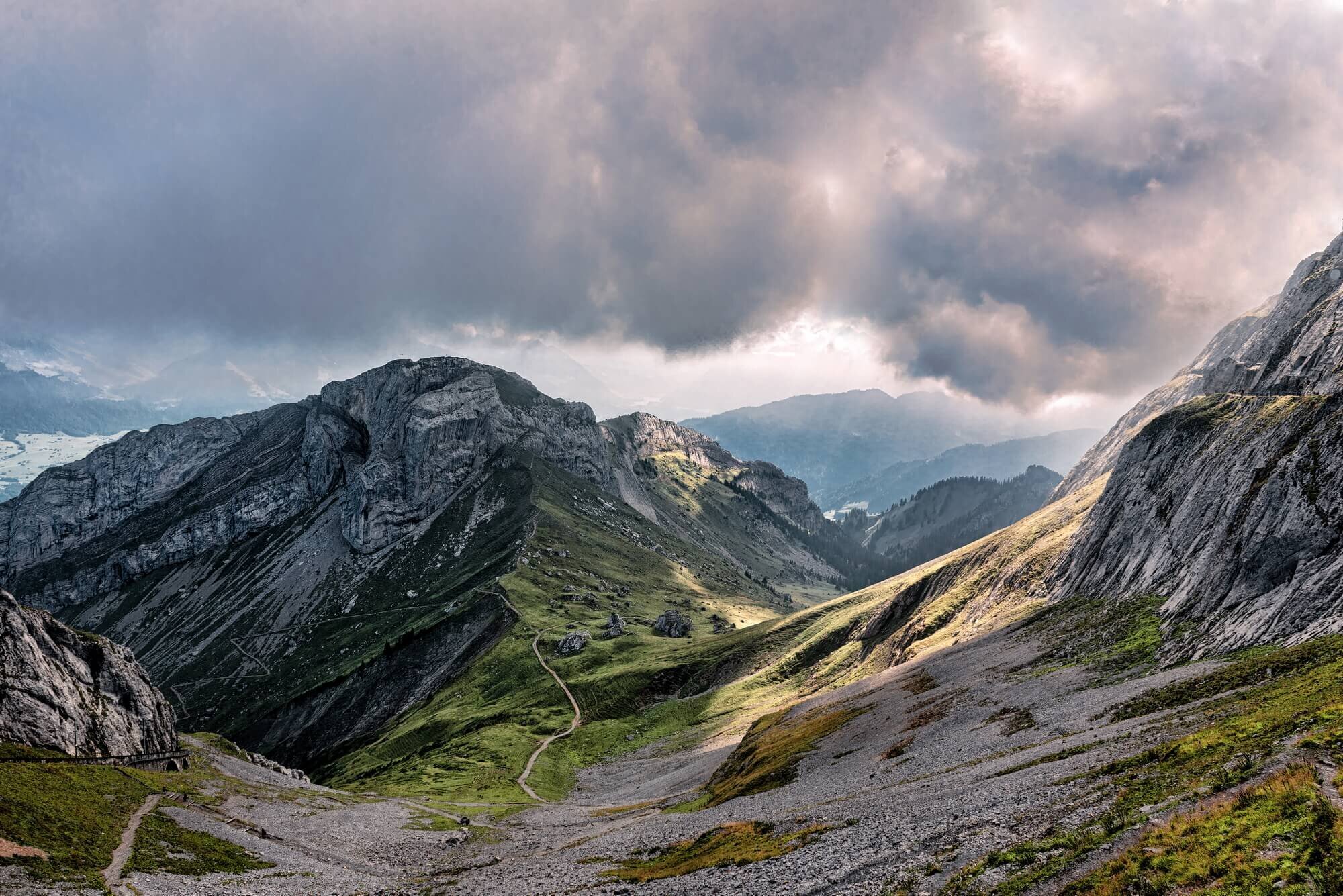 הר פילאטוס, שוויץ. צילום נוף : ניר רויטמן