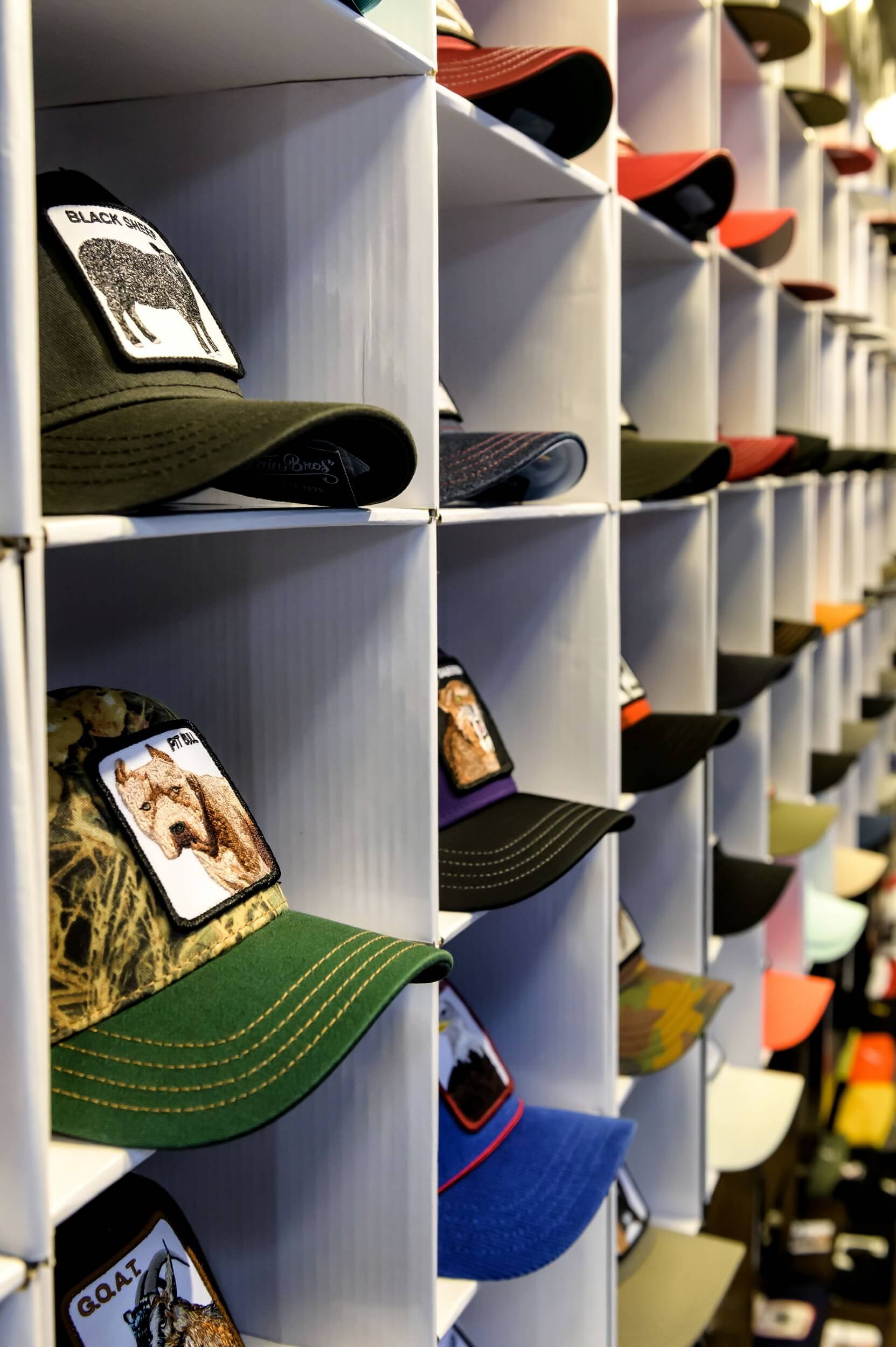 צילום תדמית לחנות כובעים (4).jpg