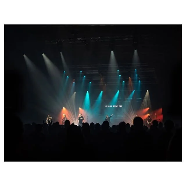 RJ 2019 - Hillsong .
.
.
.
.
#minimalphotography #livephotography #photographer #reporter #concert #hillsong