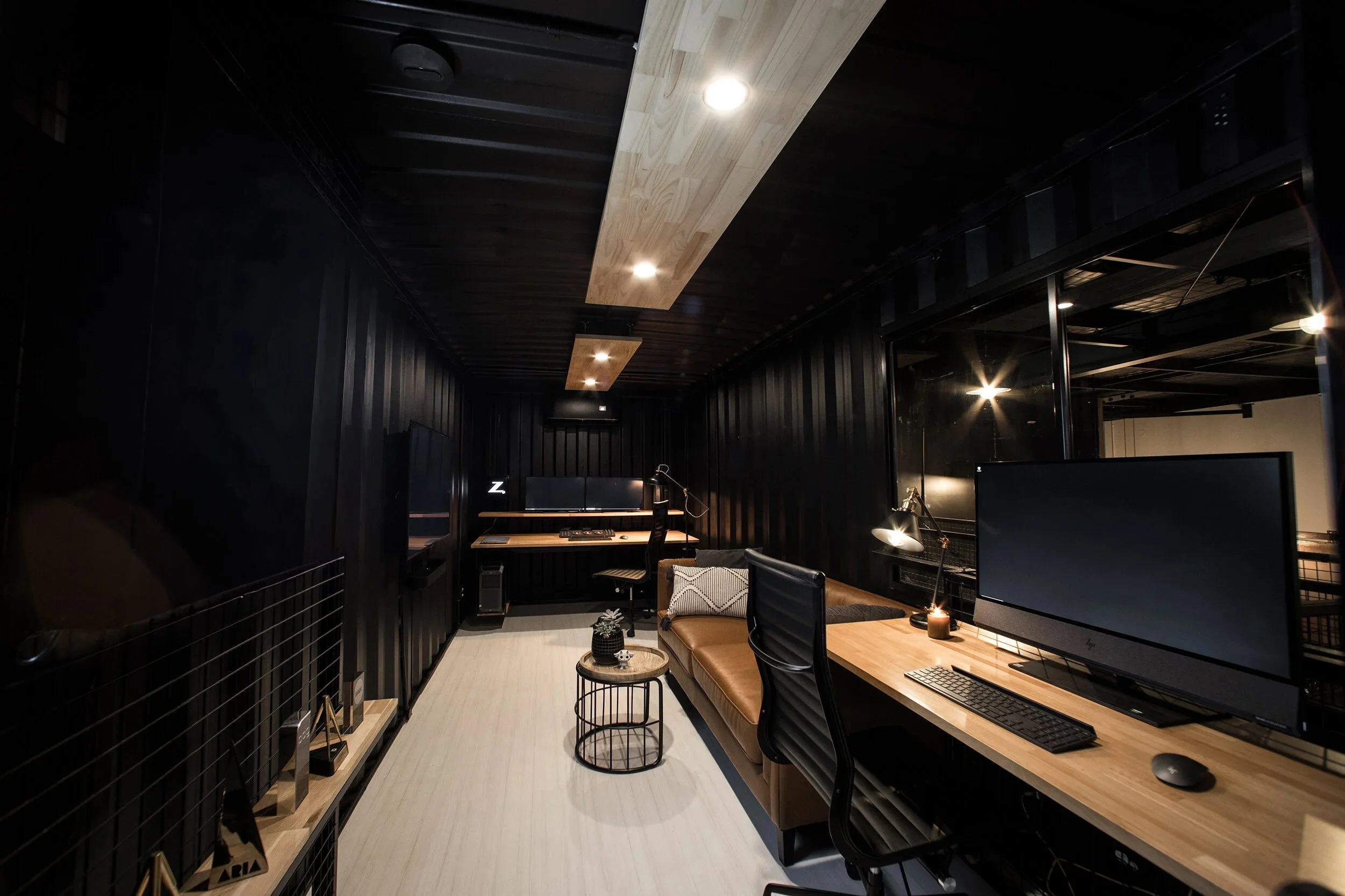 studio 2.jpg