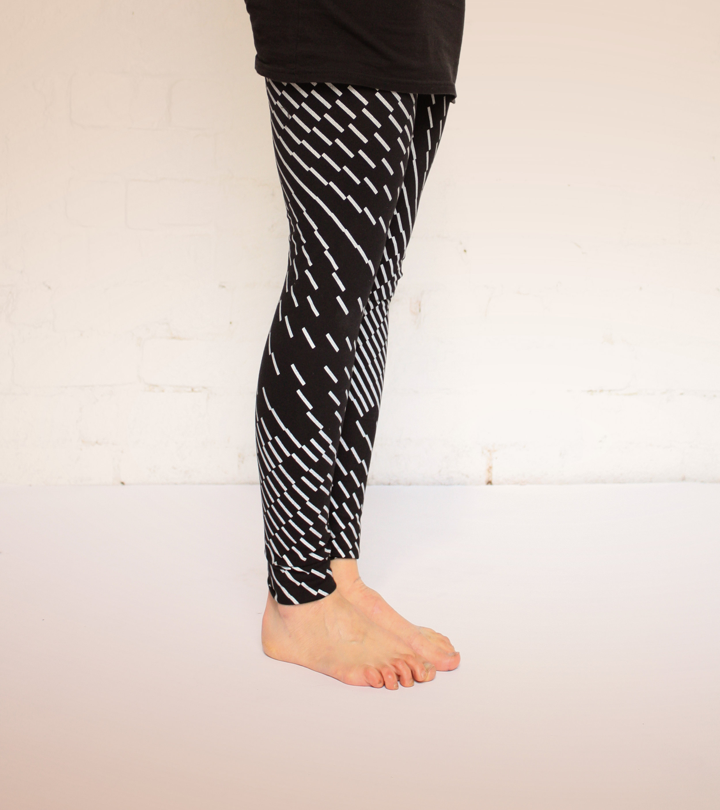 AlgorithmLeggingsView2.jpg