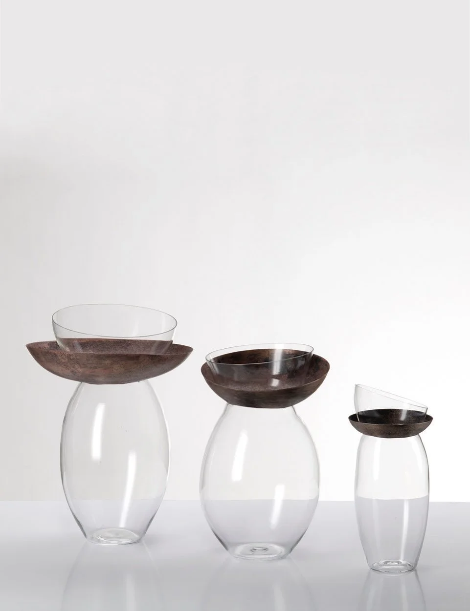 Prigioni sculptural unique vases.
One numbered edition per year since 2022.
Paris Glass Biennal,
Salon du verre contemporain.
From October the 9th to October the 12th. 

See you there✨

October 9-12
Salon du verre contemporain
Paris
📍Annexe Mairie 1