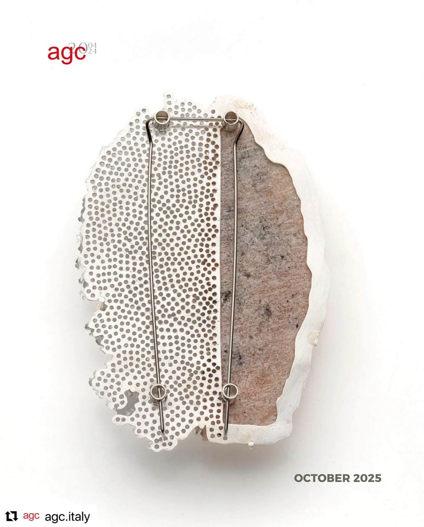 #Repost @agc.italy with @use.repost
・・・
For the first time ever in 2025, during the AGCpunto exhibition circuit, our annual members-only event, we presented the very first AGC Member Prize.

We had the pleasure of welcoming @brynapomp to visit the AG