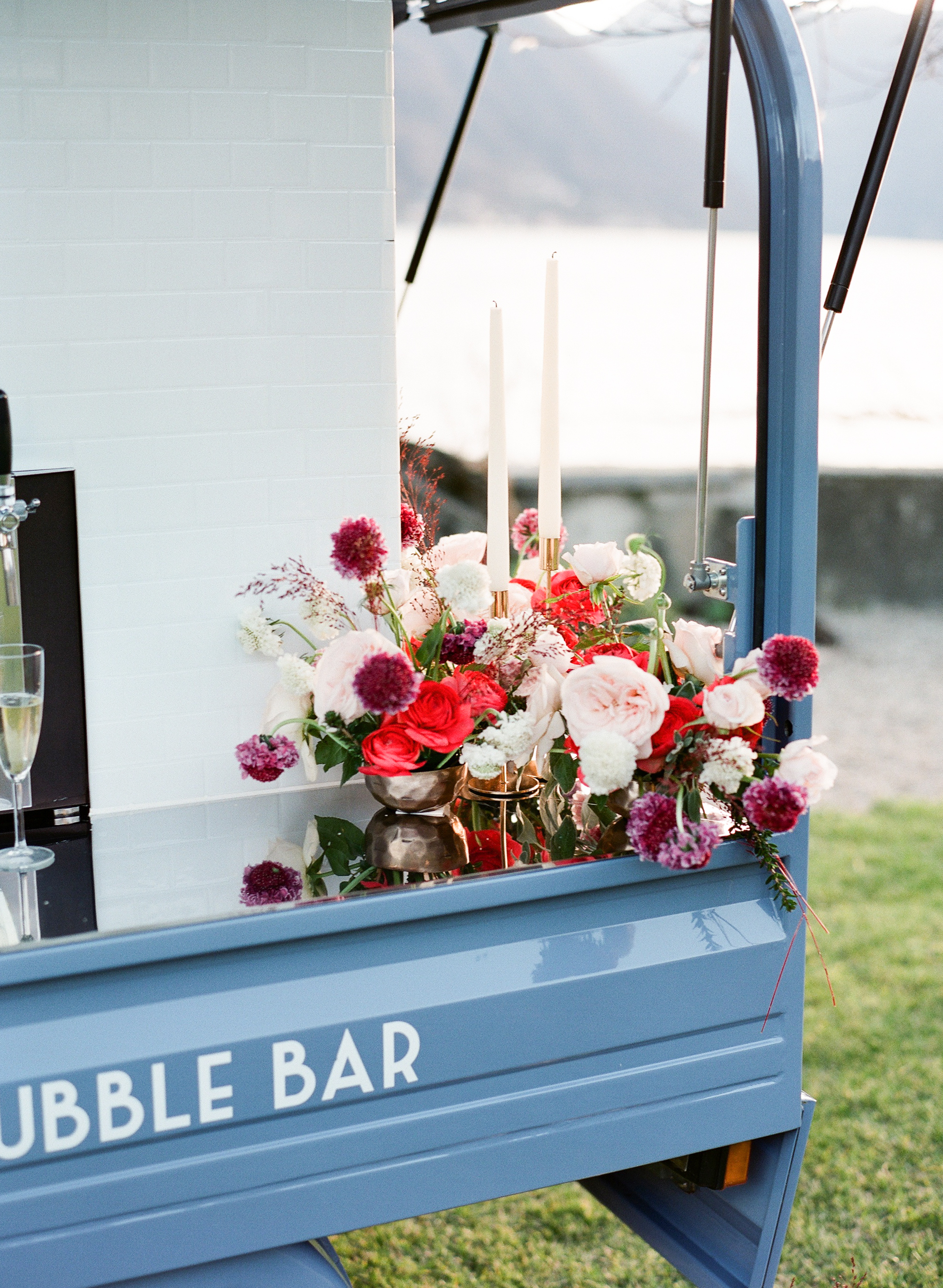 prosecco flowers.jpg