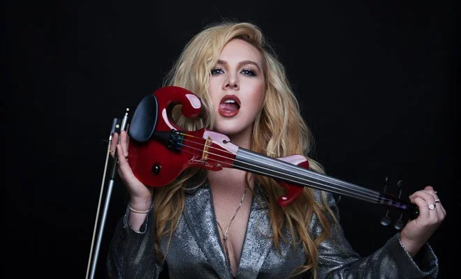 Ginny Luke violinist and artist