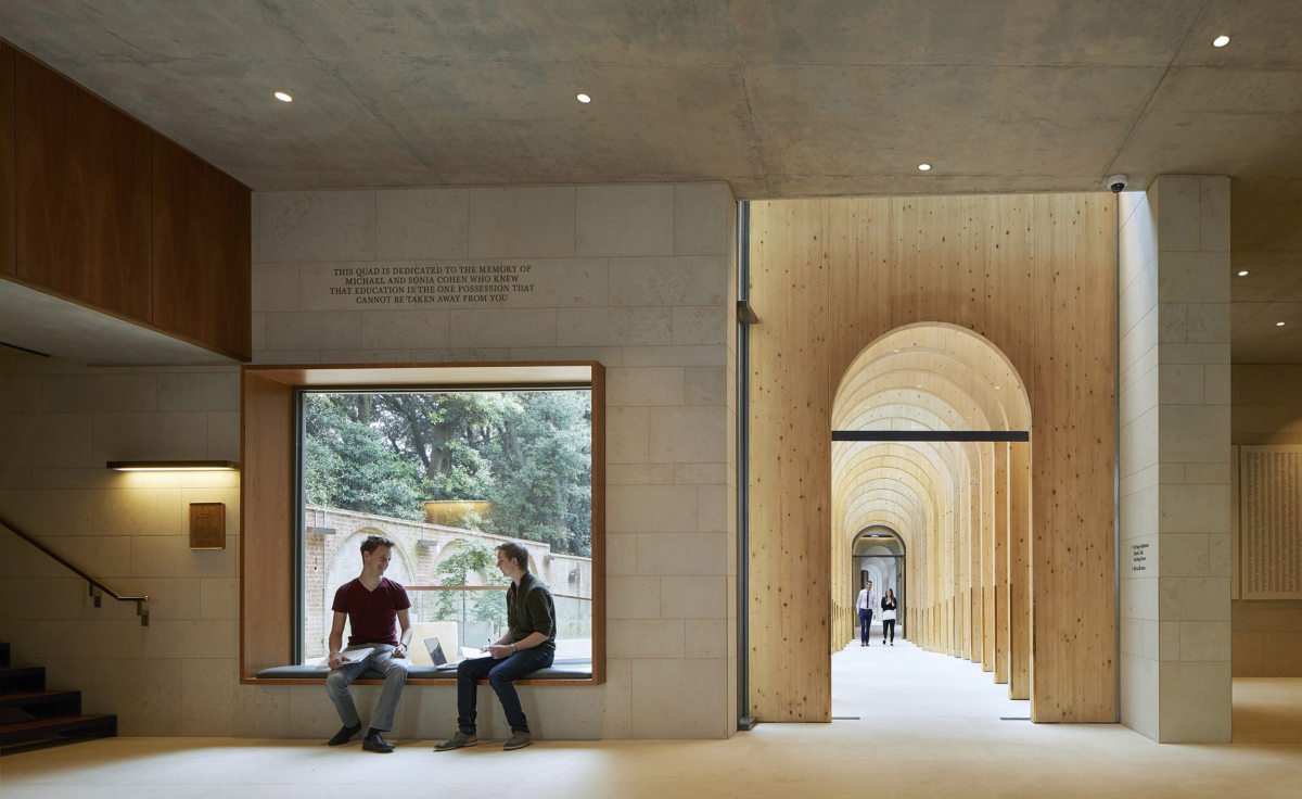 Alison-Brooks-Architects_Exeter-College-Cohen-Quad-Oxford_Front-of-House_Photo-Hufton-Crow.jpg