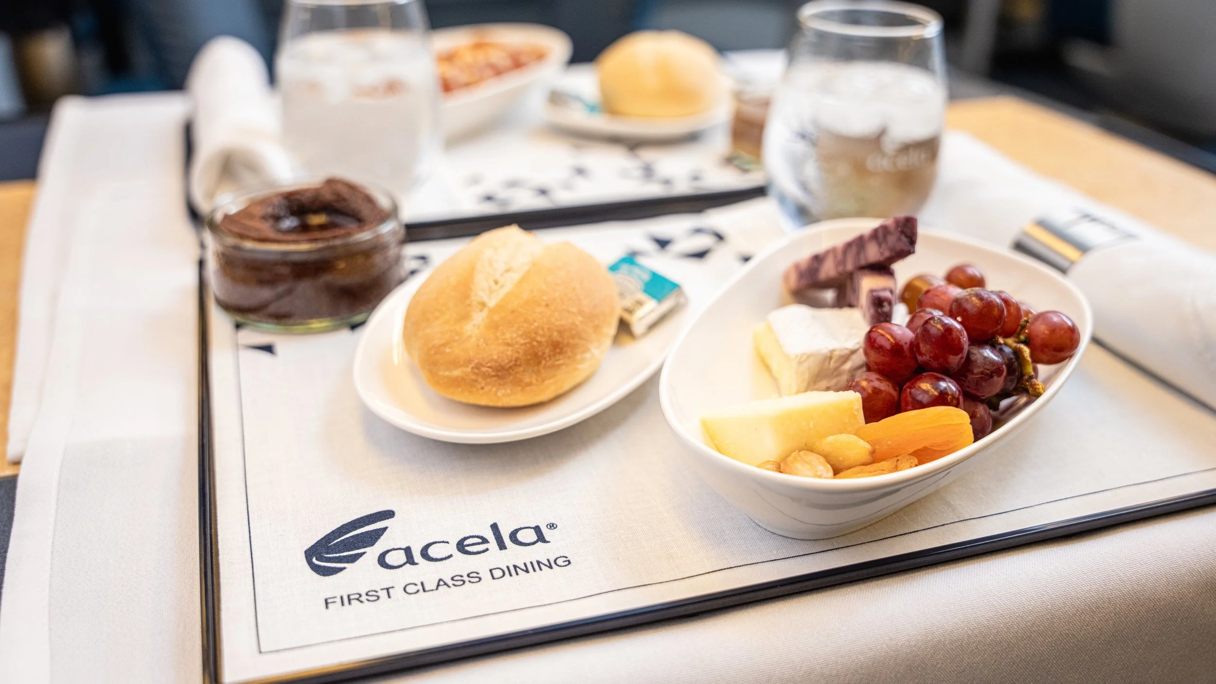 acela service ware and food AR500268 copy.jpg
