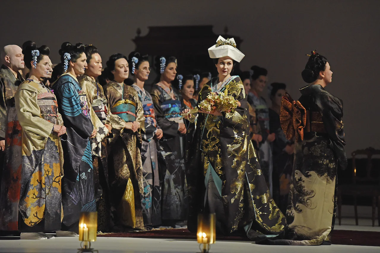 Madama Butterfly