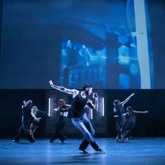 Celebrating the work of our client Lucy Carter, lighting designer for Grace: Jeff Buckley Dances by Benjamin Millepied, which premiered last night at Th&eacute;&acirc;tres romains de Lyon - Le grand th&eacute;&acirc;tre!

📍 @nuitsdefourviere 
🎟 Now