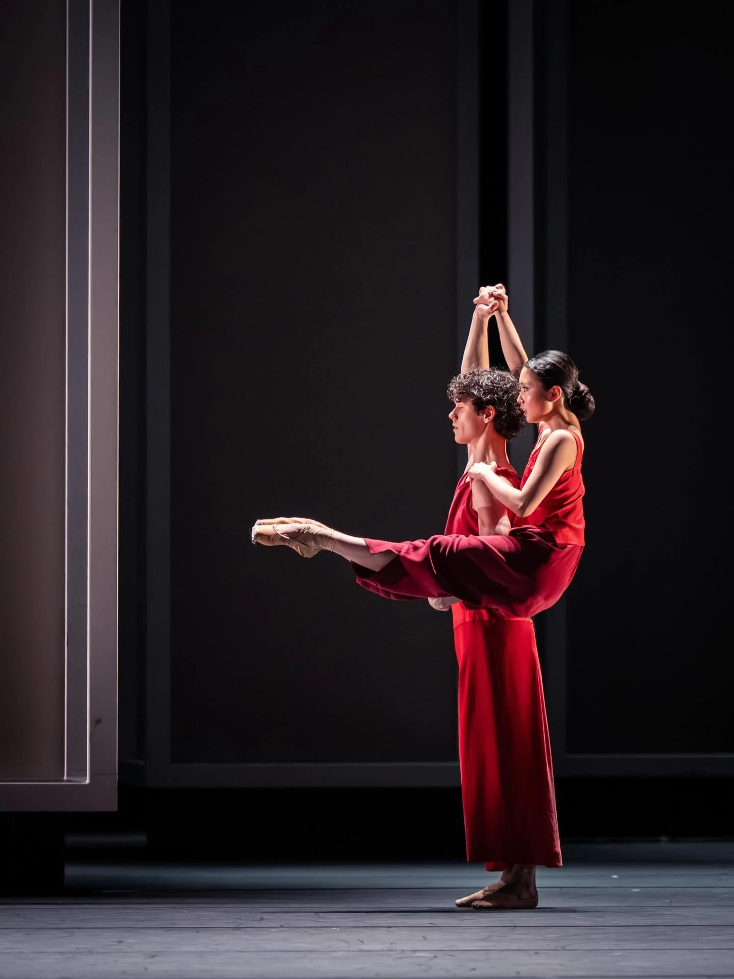 Yugen opens today at @wienerstaatsoper which our amazing client @lucycarterlightartdesign worked on! 💡 

#ballet #vienna #design #lighting #theatre